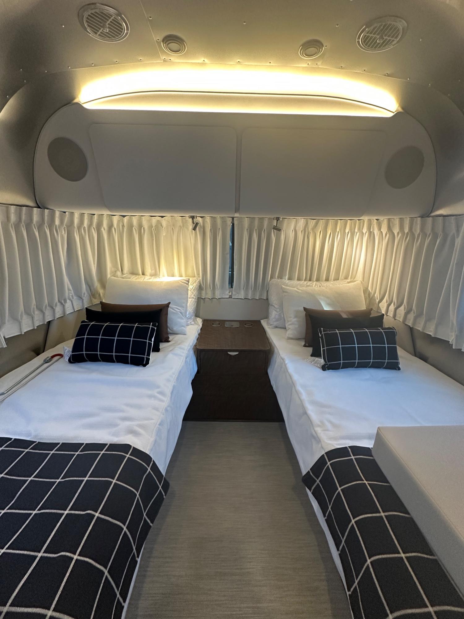 2027 Airstream 2027 Airstream Globetrotter - thumbnail 12
