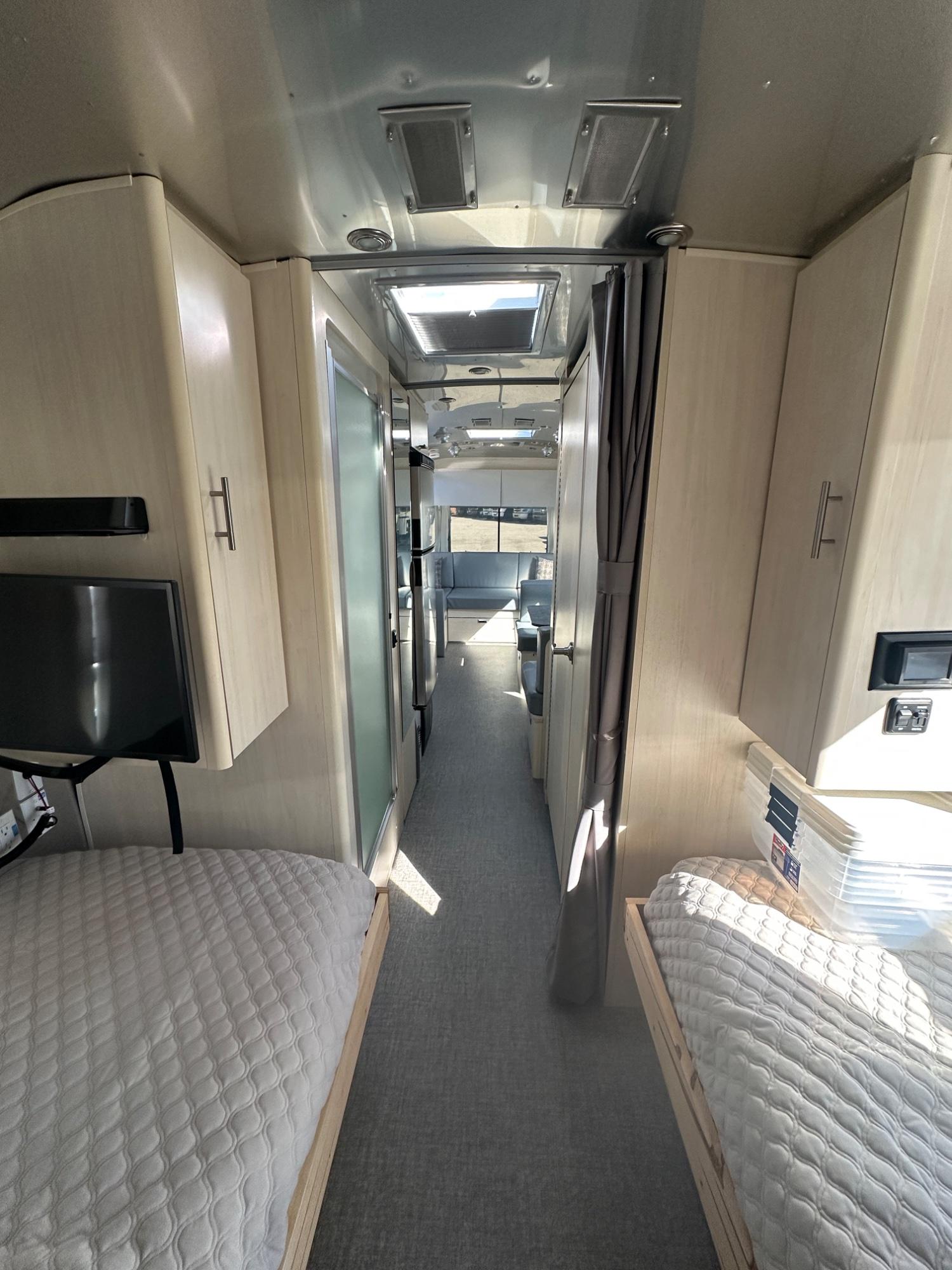 2023 Airstream 2023 Airstream Flying Cloud - thumbnail 13