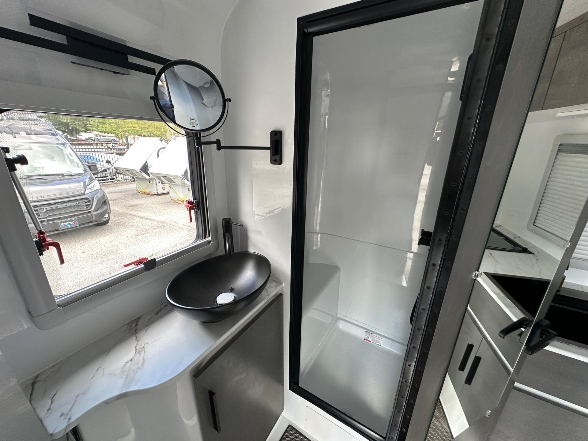 2026 Awaken RV 2026 Awaken RV MorningStar - thumbnail 21