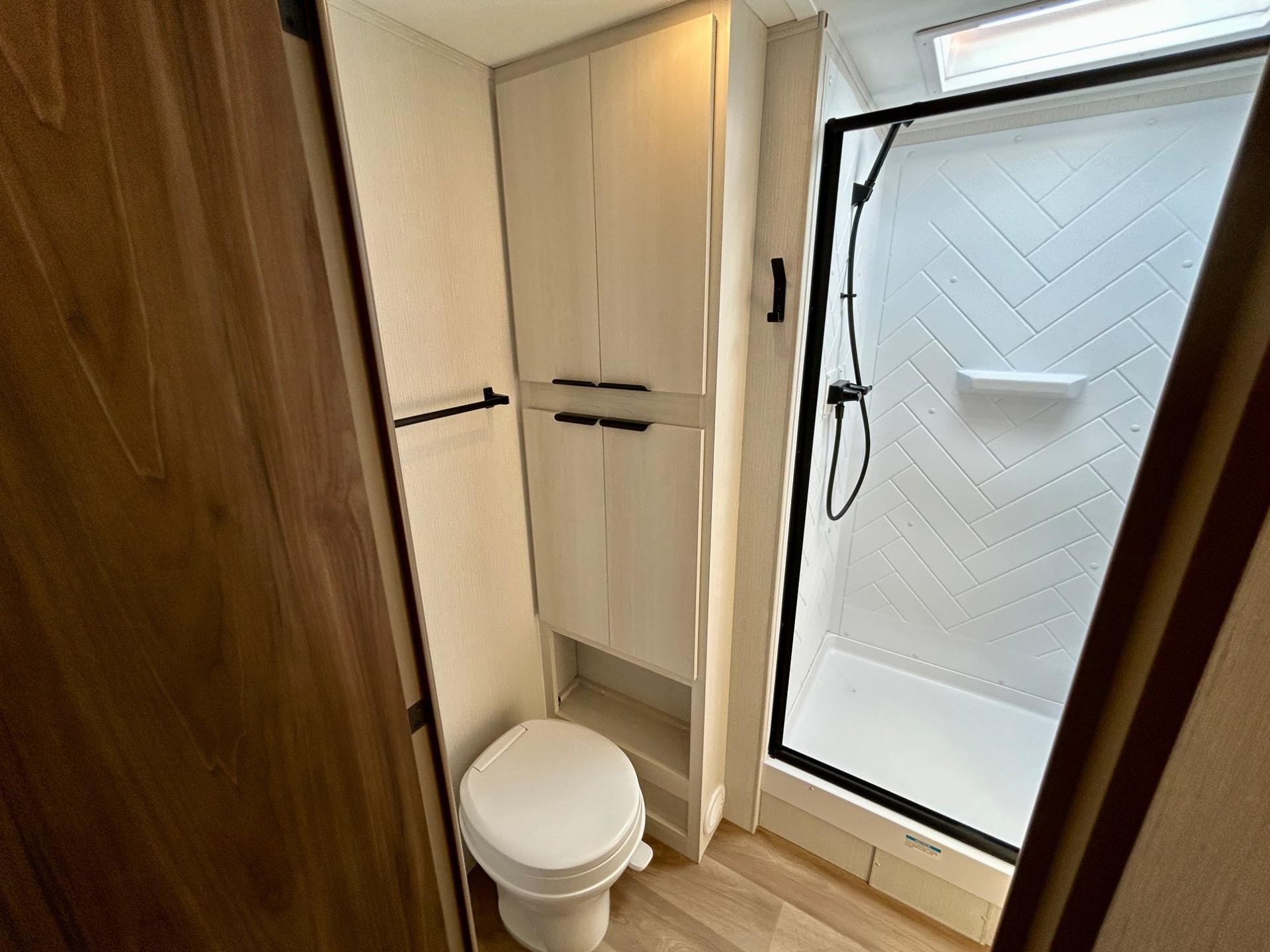 2026 Winnebago 2026 Winnebago Access - thumbnail 26