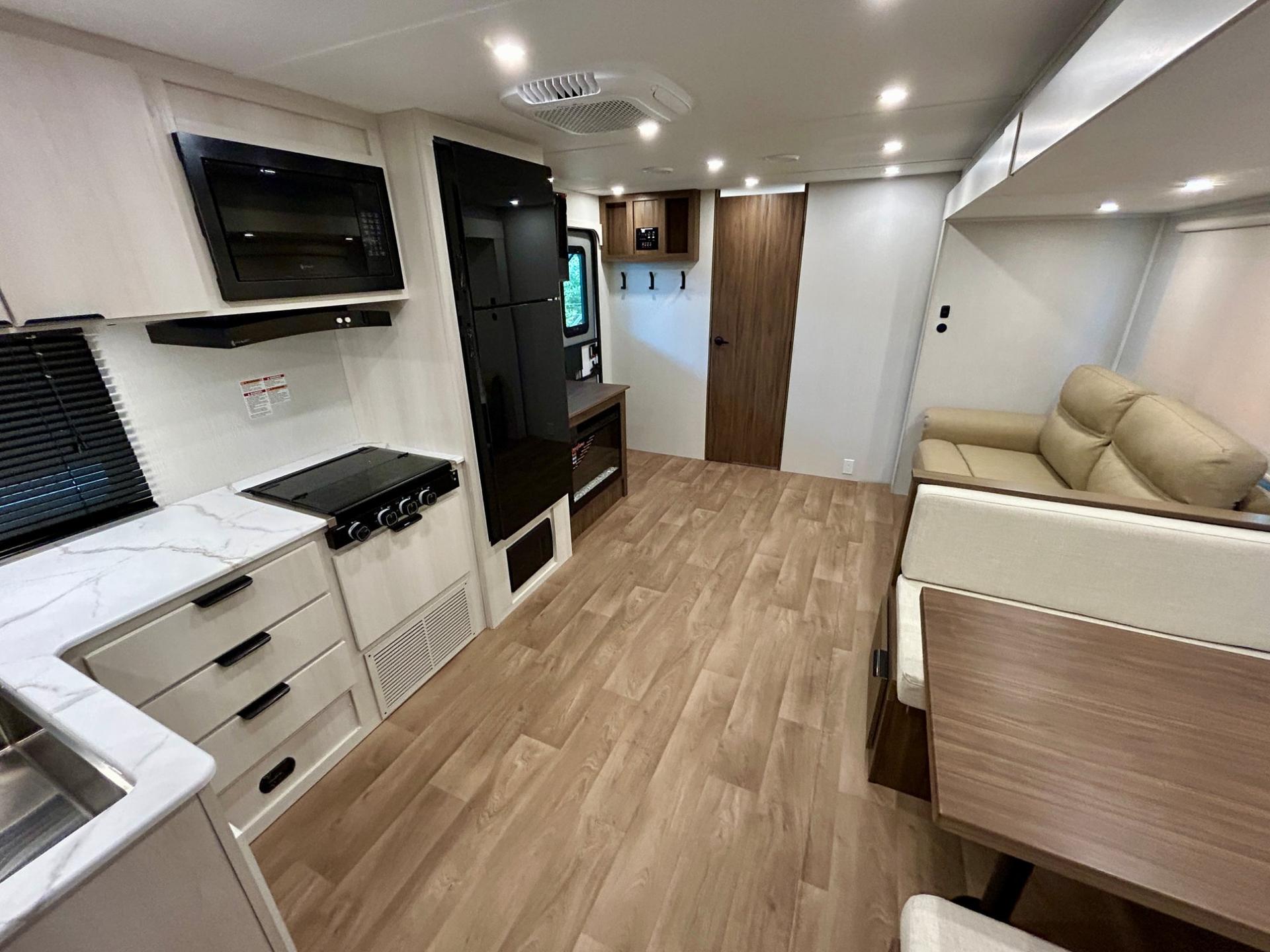 2026 Winnebago 2026 Winnebago Access - thumbnail 4