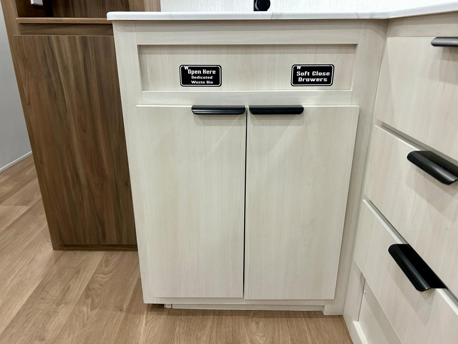 2026 Winnebago 2026 Winnebago Access - thumbnail 11