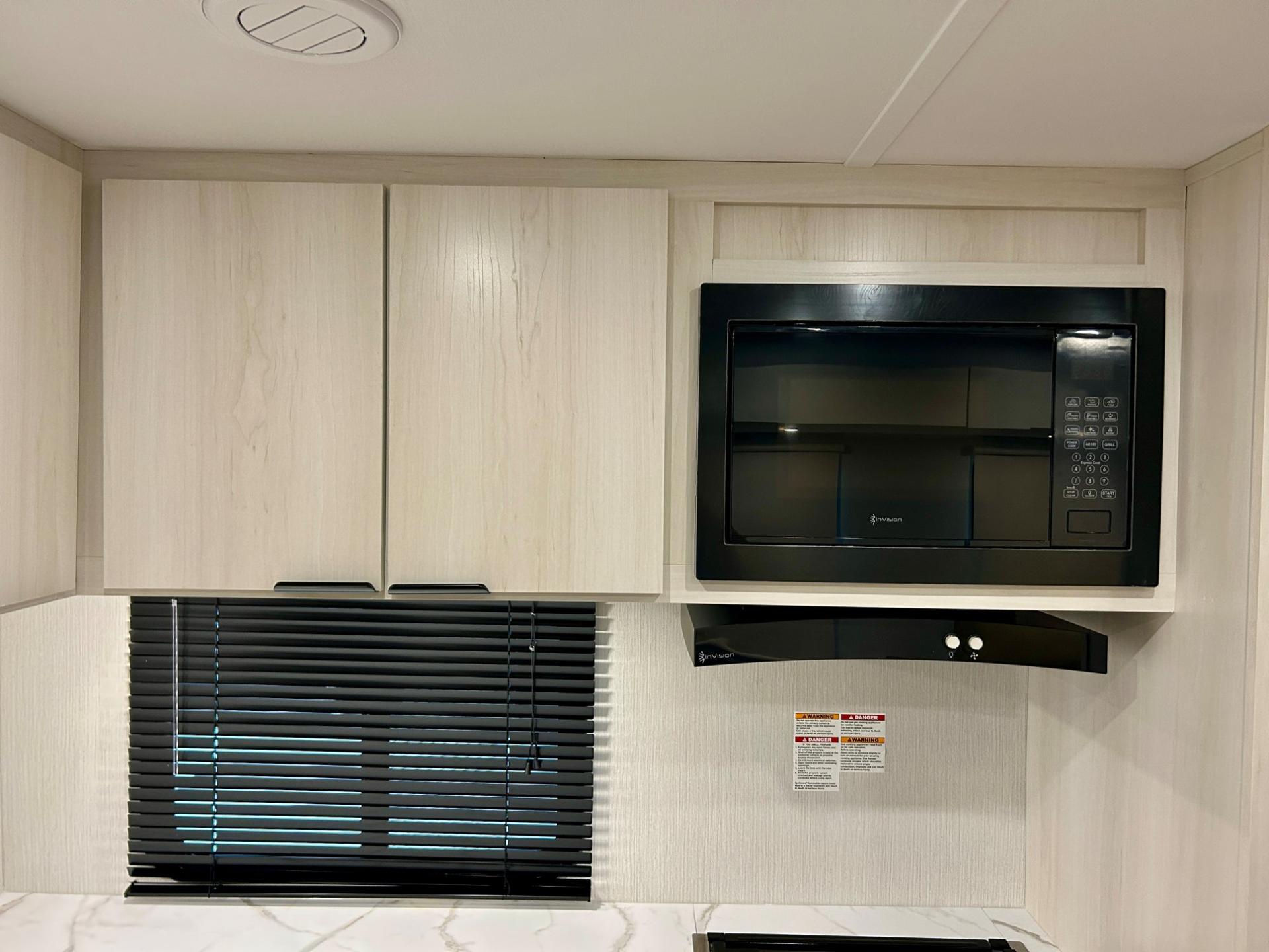 2026 Winnebago 2026 Winnebago Access - thumbnail 16