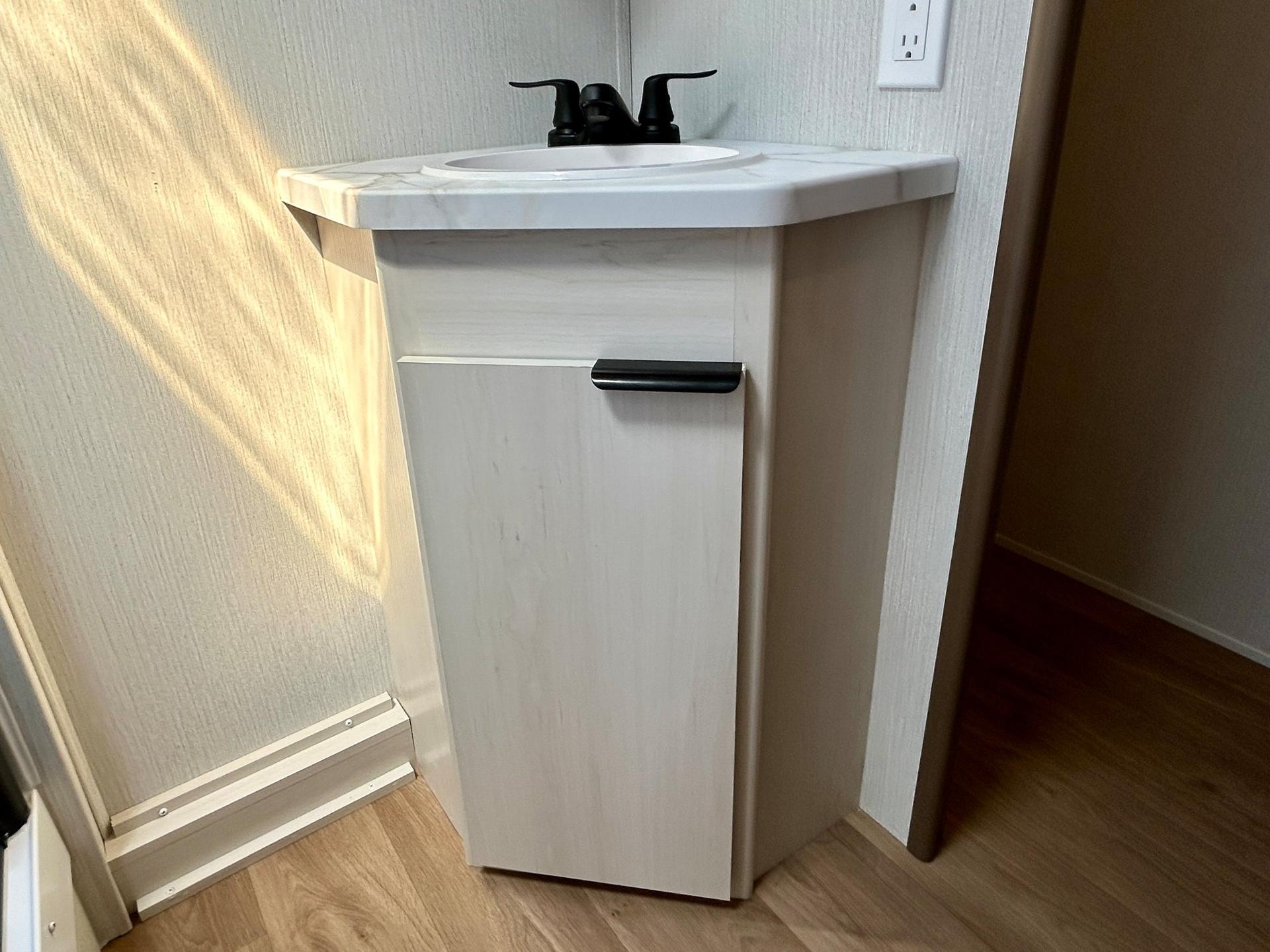 2026 Winnebago 2026 Winnebago Access - thumbnail 29