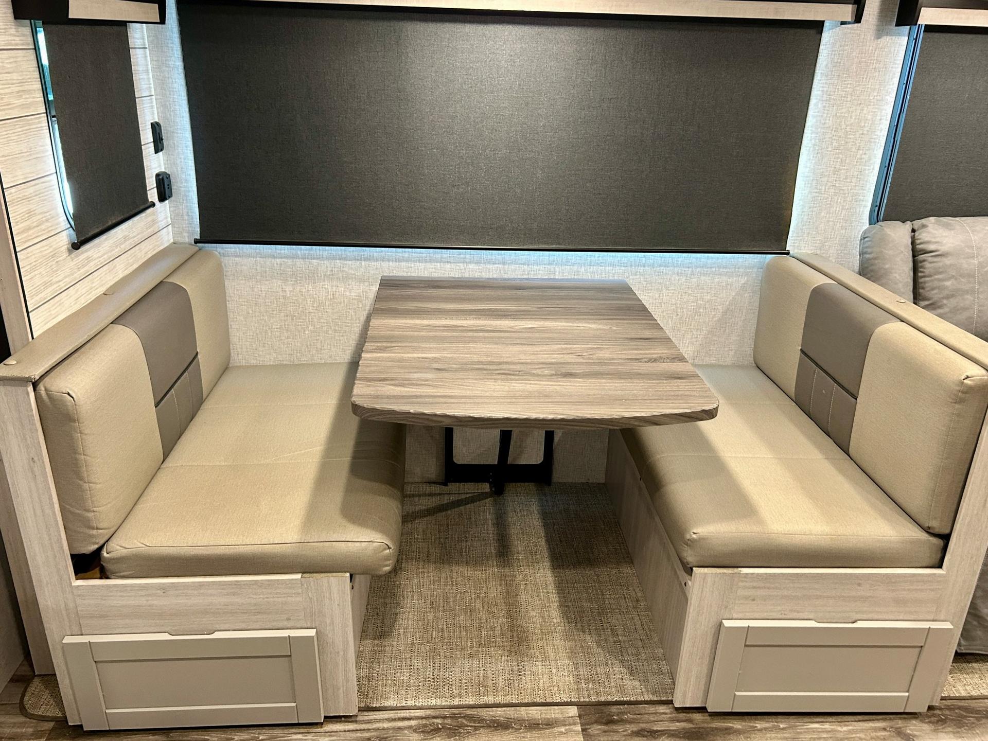 2024 CrossRoads RV 2024 CrossRoads RV Sunset Trail - thumbnail 7