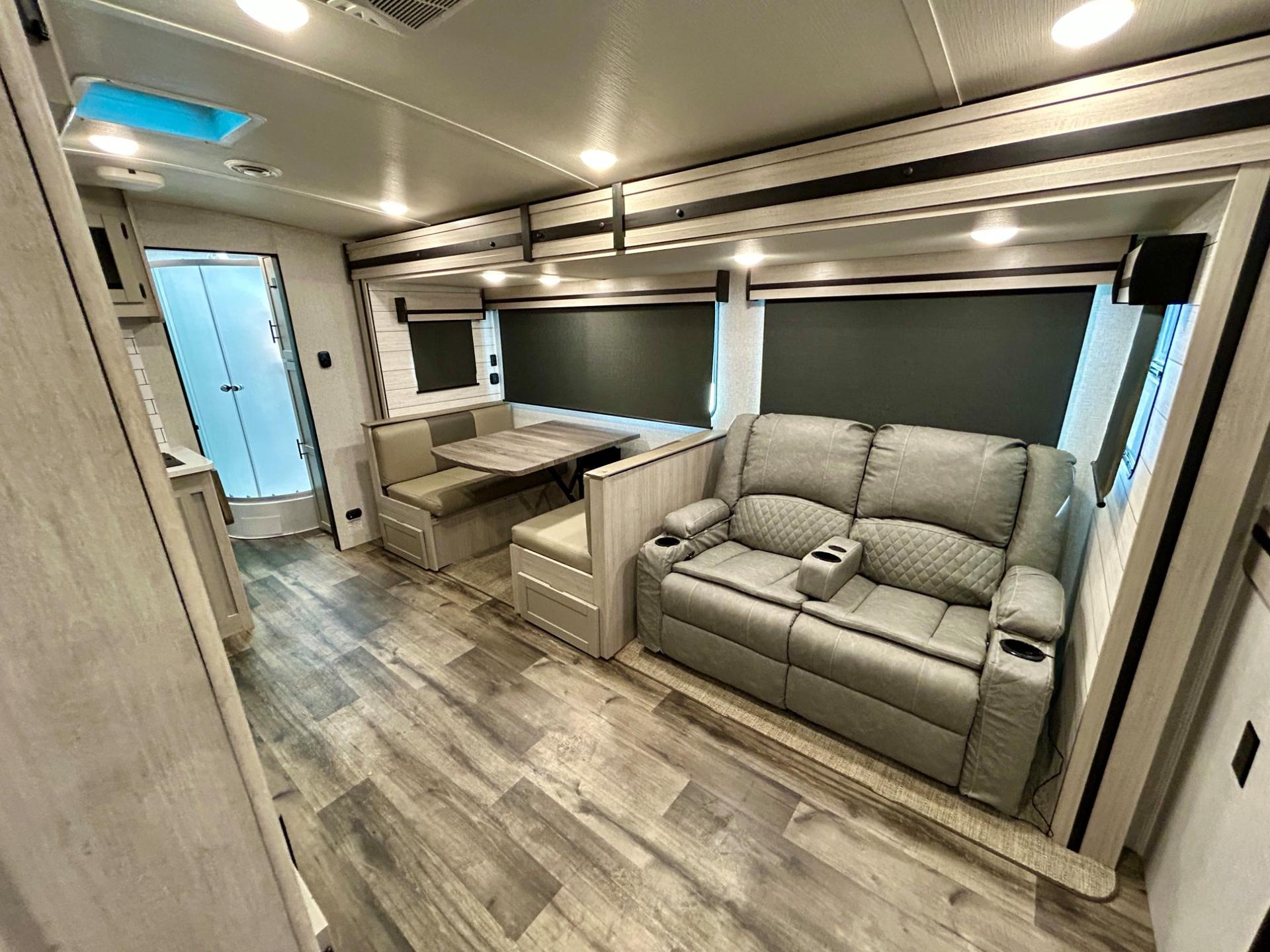 2024 CrossRoads RV 2024 CrossRoads RV Sunset Trail - thumbnail 2