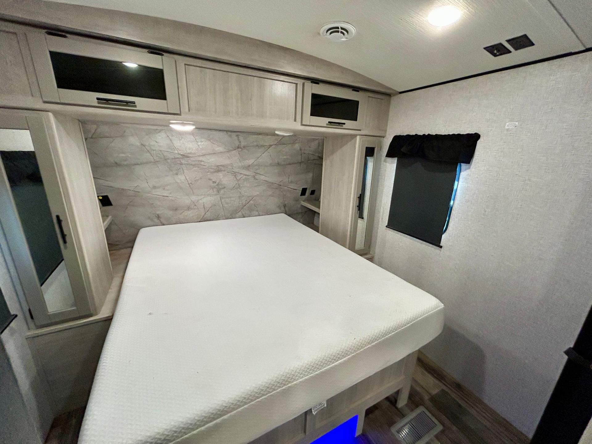 2024 CrossRoads RV 2024 CrossRoads RV Sunset Trail - thumbnail 28