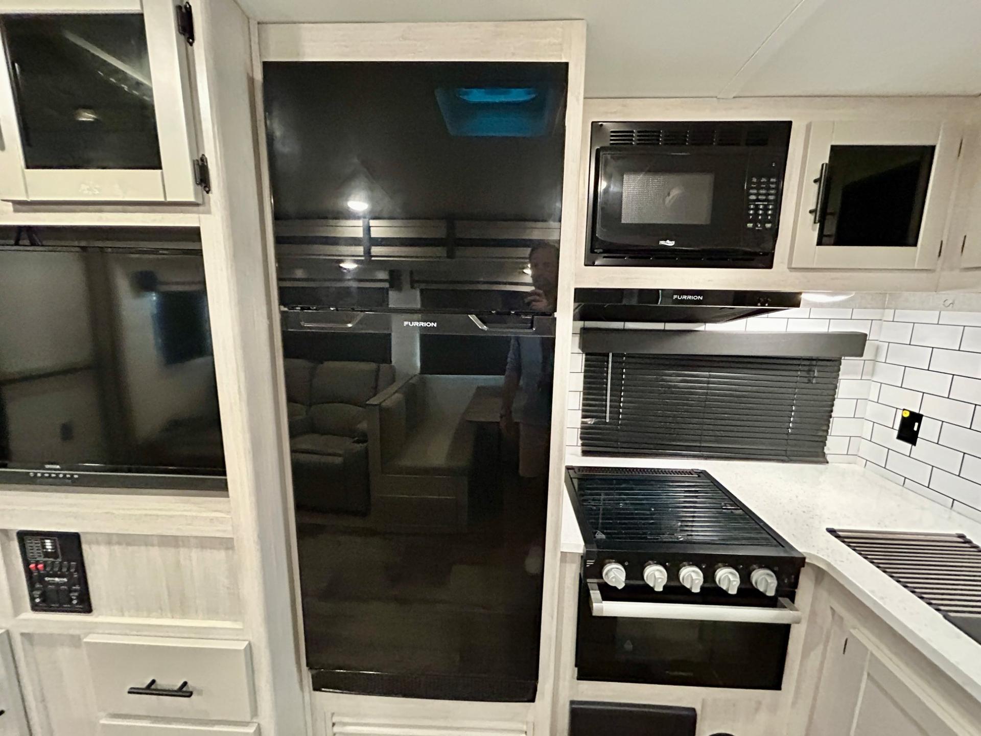 2024 CrossRoads RV 2024 CrossRoads RV Sunset Trail - thumbnail 13