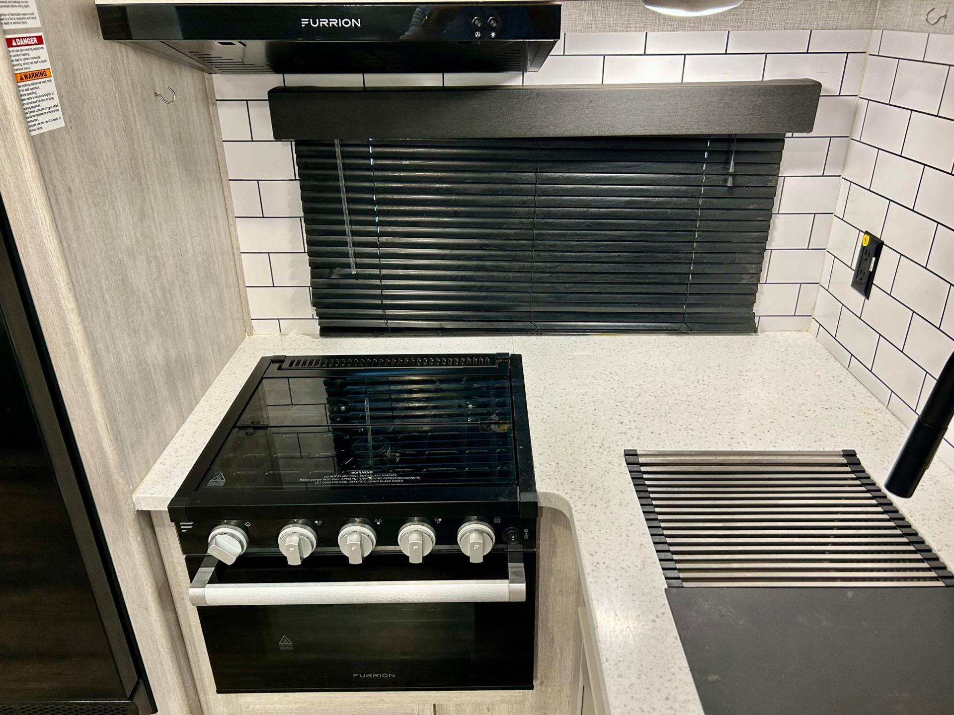 2024 CrossRoads RV 2024 CrossRoads RV Sunset Trail - thumbnail 15