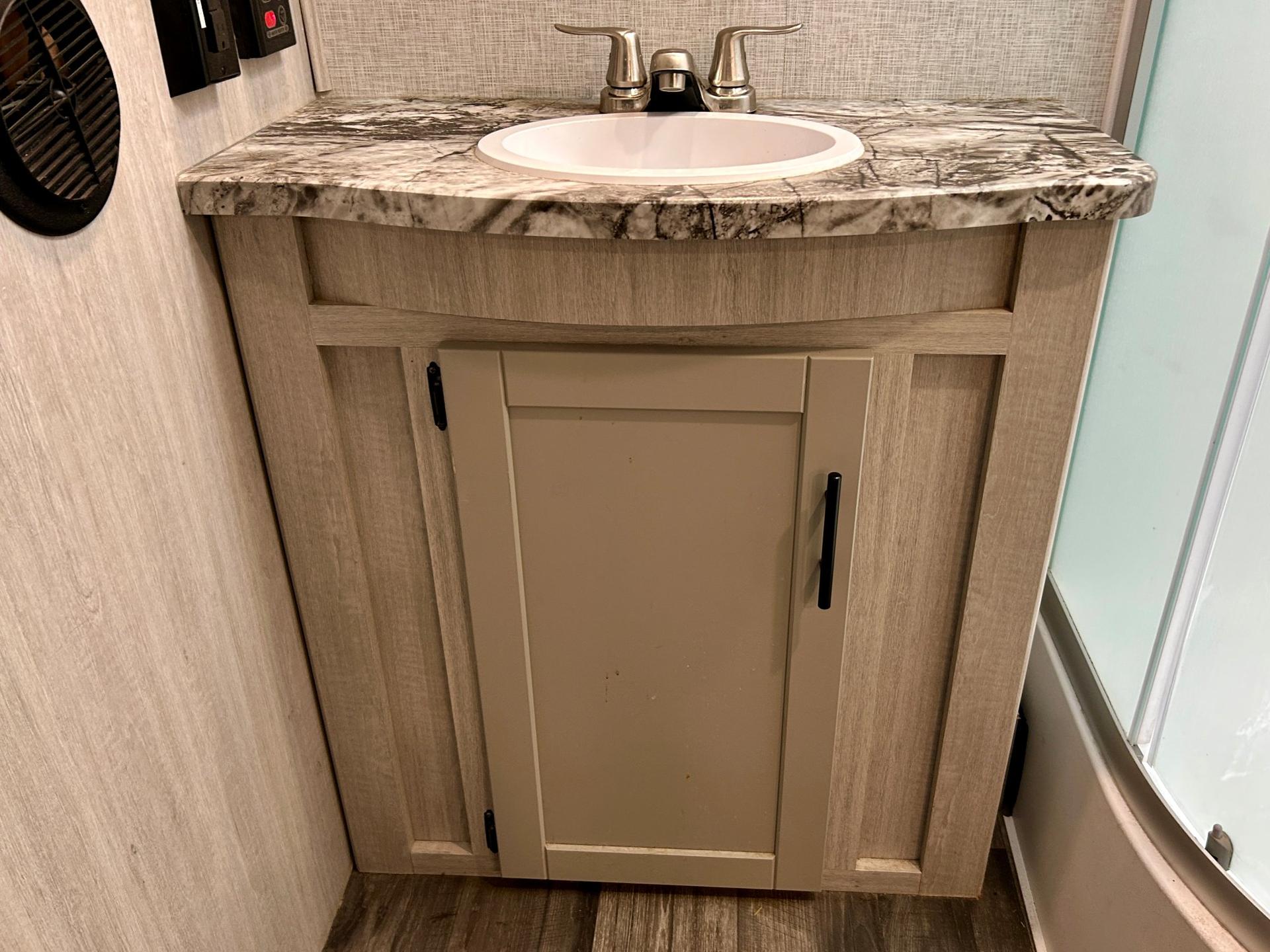 2024 CrossRoads RV 2024 CrossRoads RV Sunset Trail - thumbnail 24