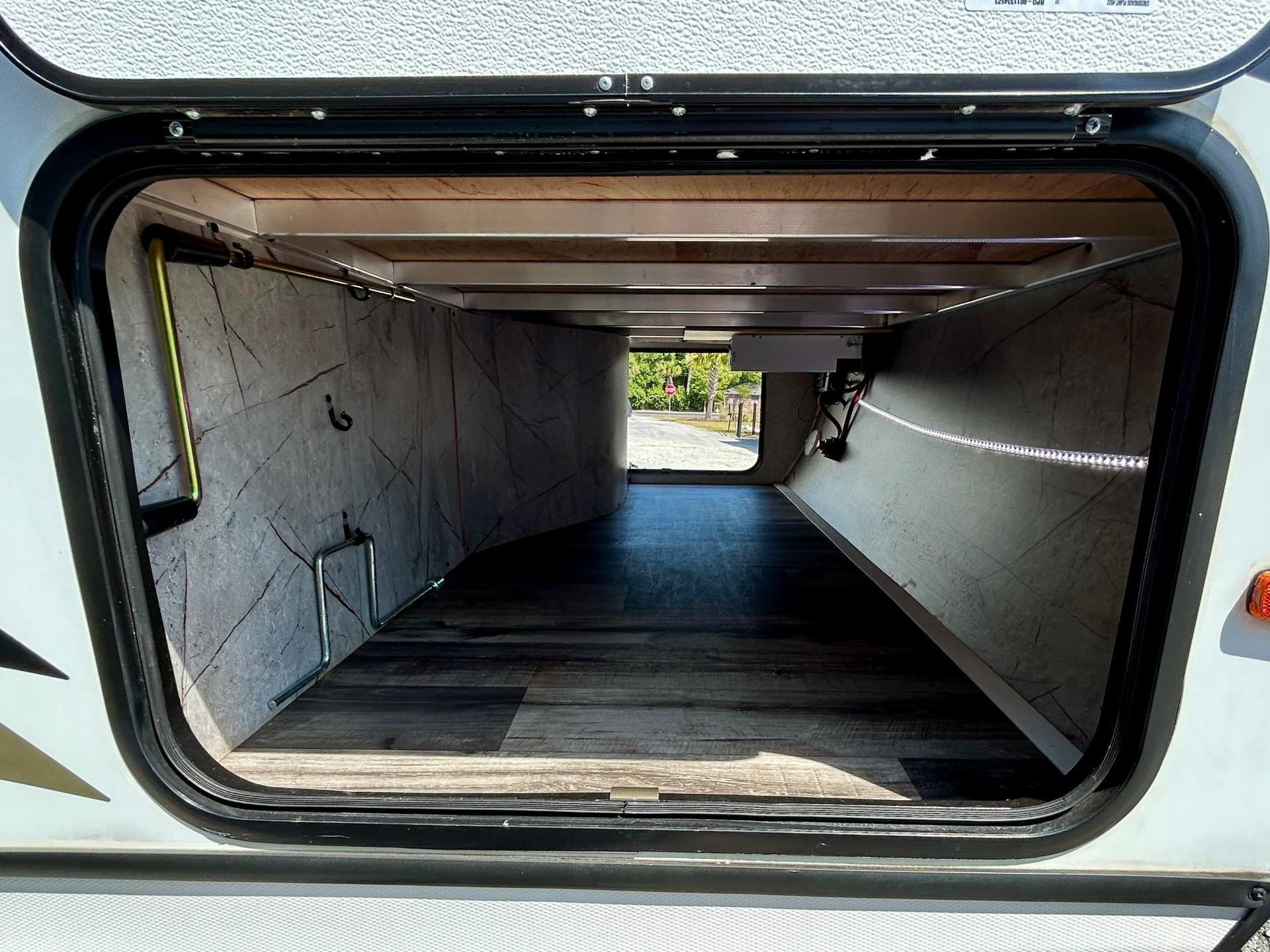 2024 CrossRoads RV 2024 CrossRoads RV Sunset Trail - thumbnail 34