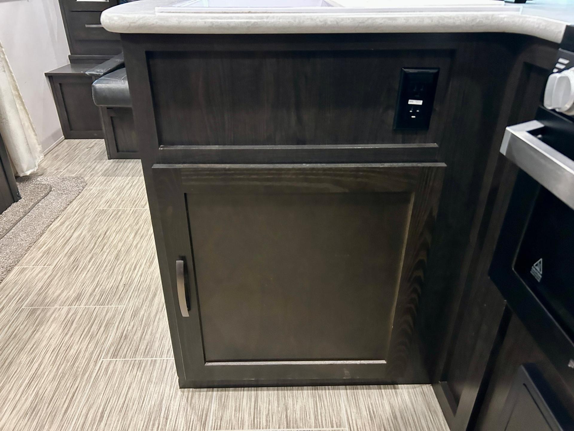 2020 Forest River 2020 Forest River Surveyor Legend - thumbnail 11