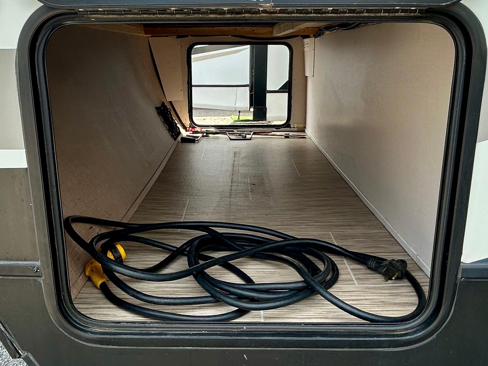 2020 Forest River 2020 Forest River Surveyor Legend - thumbnail 31