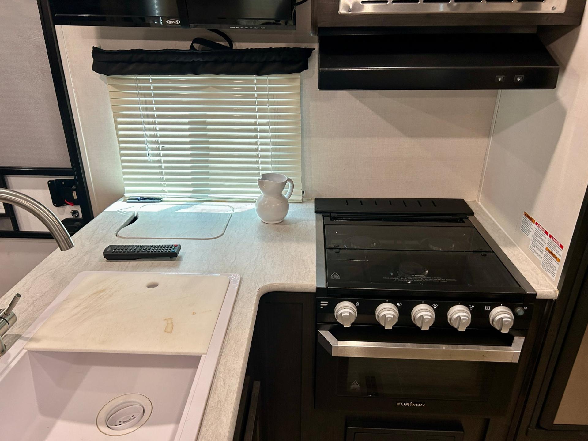 2020 Forest River 2020 Forest River Surveyor Legend - thumbnail 13