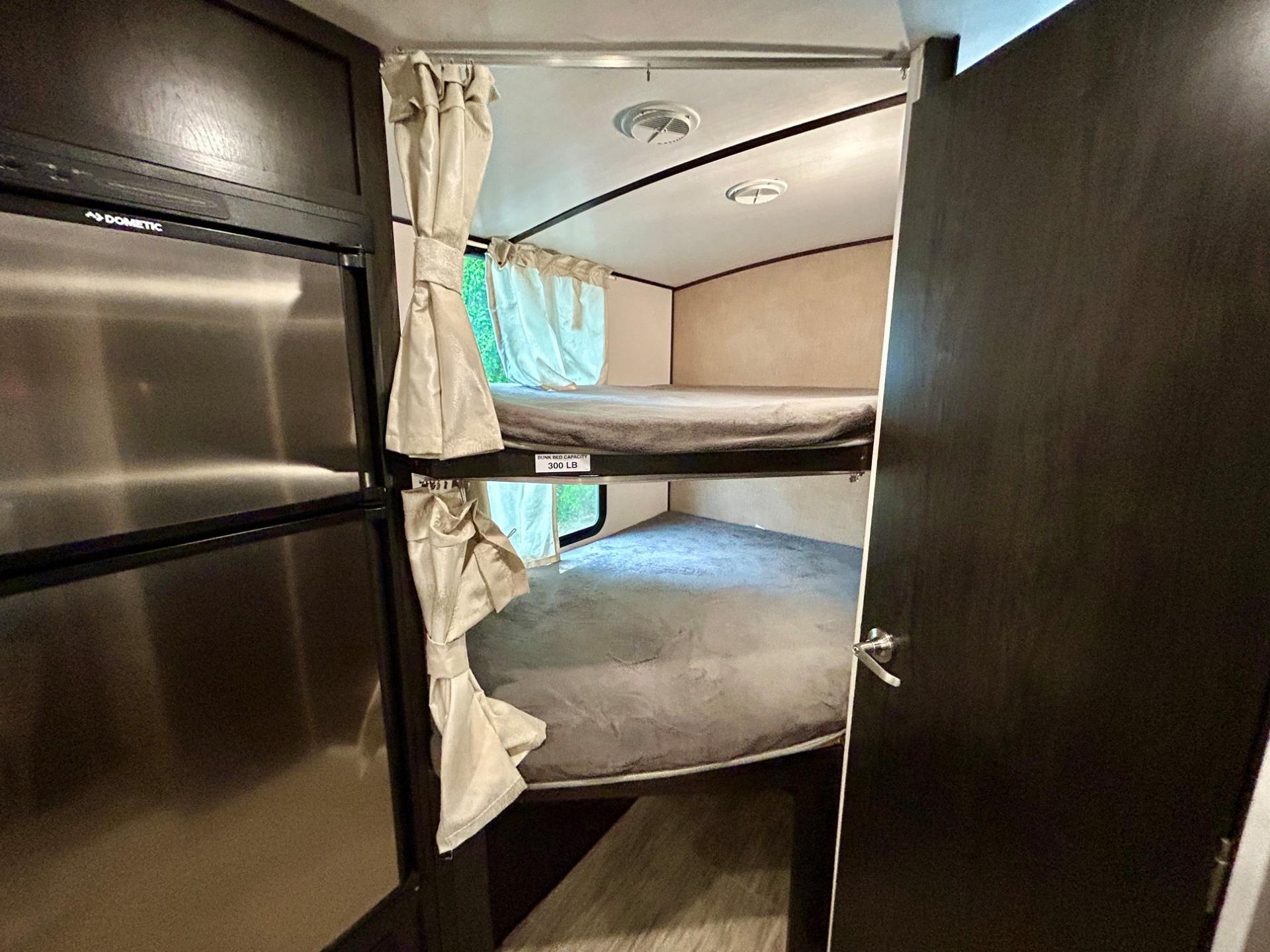 2020 Forest River 2020 Forest River Surveyor Legend - thumbnail 16