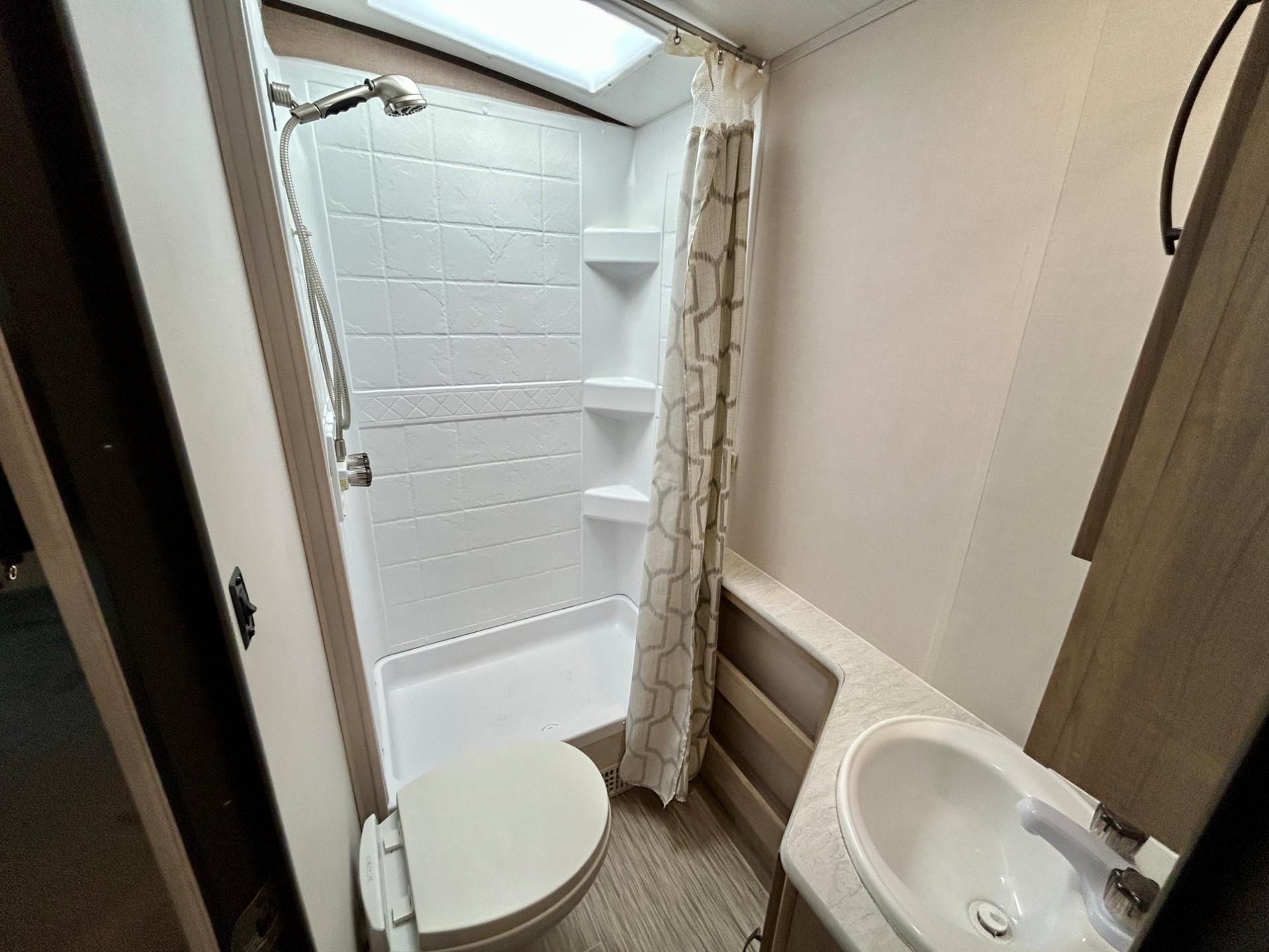 2020 Forest River 2020 Forest River Surveyor Legend - thumbnail 24