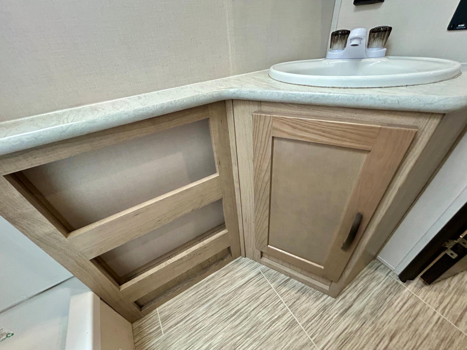 2020 Forest River 2020 Forest River Surveyor Legend - thumbnail 25