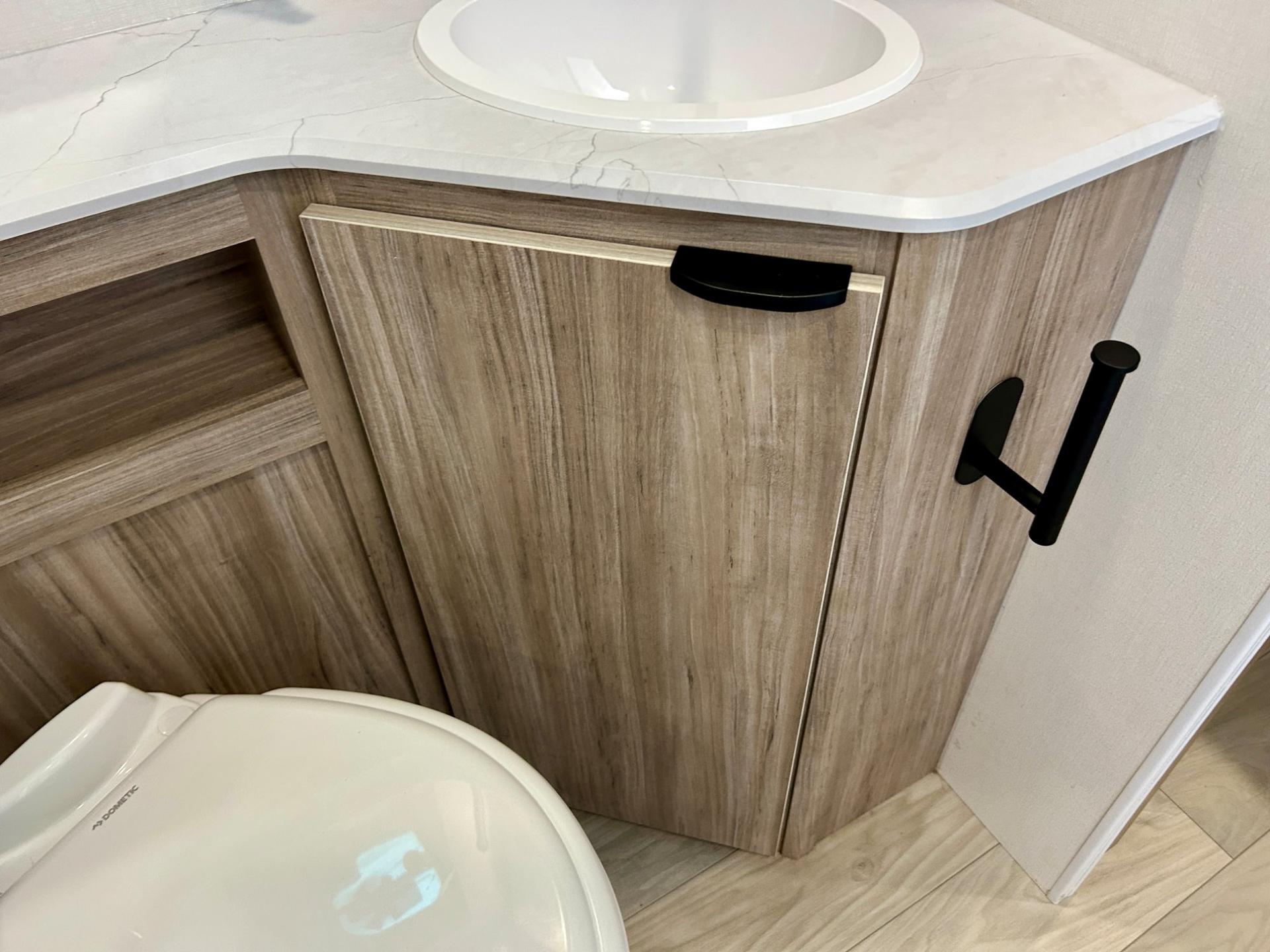 2024 Winnebago 2024 Winnebago M-Series - thumbnail 18