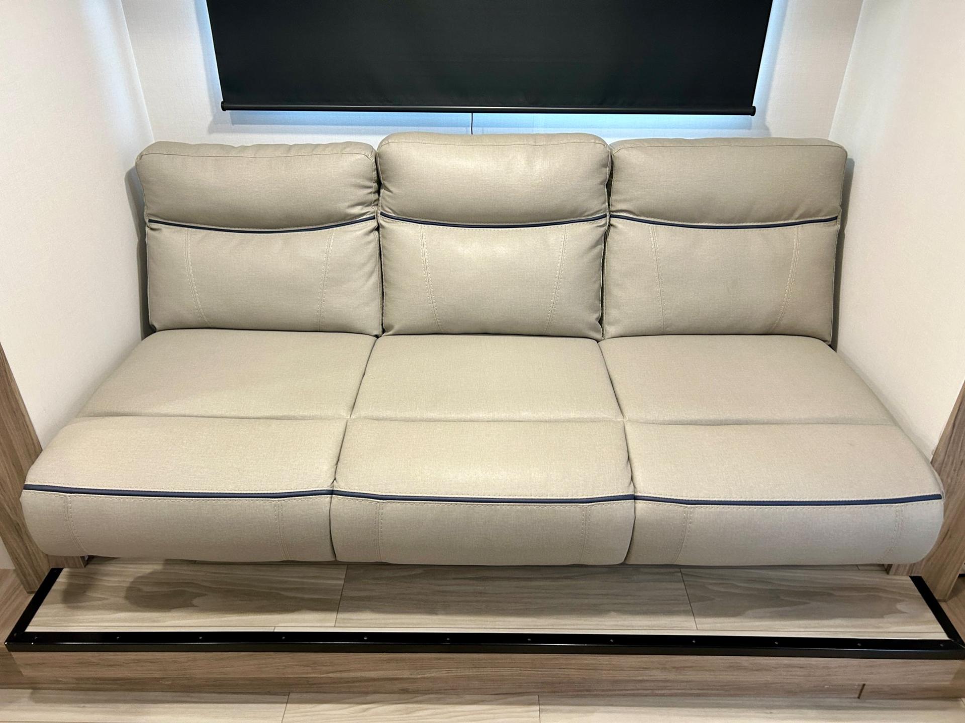 2024 Winnebago 2024 Winnebago M-Series - thumbnail 7