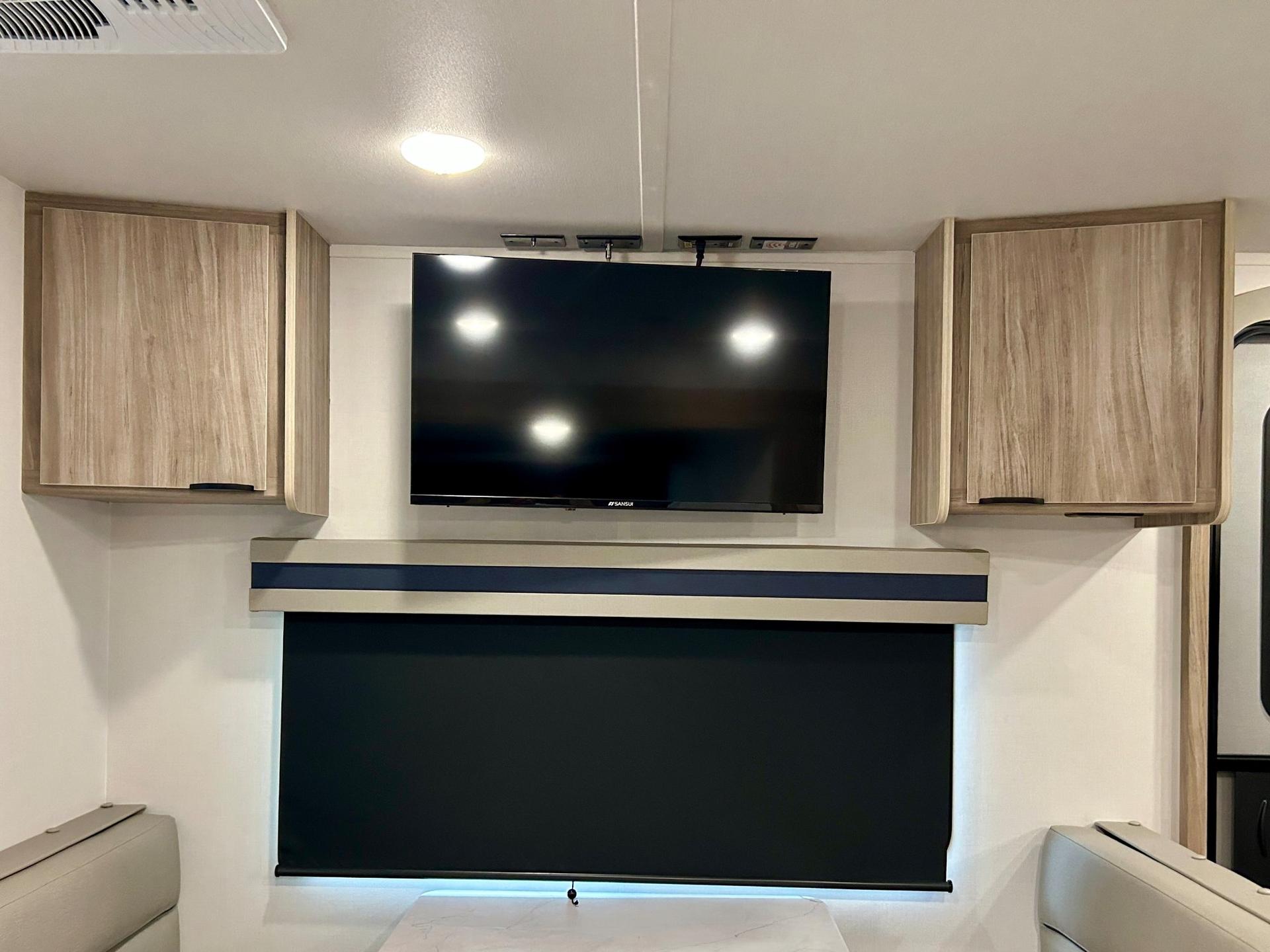 2024 Winnebago 2024 Winnebago M-Series - thumbnail 9