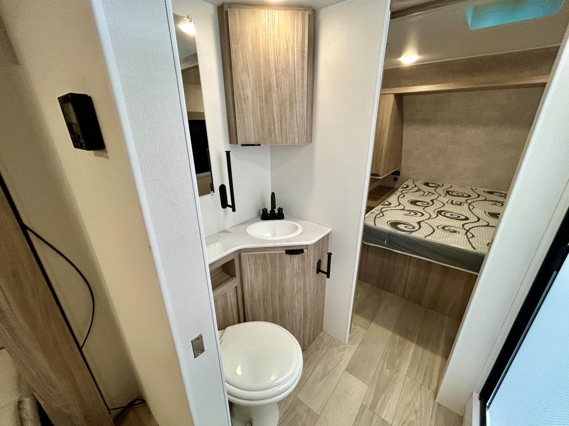 2024 Winnebago 2024 Winnebago M-Series - thumbnail 23