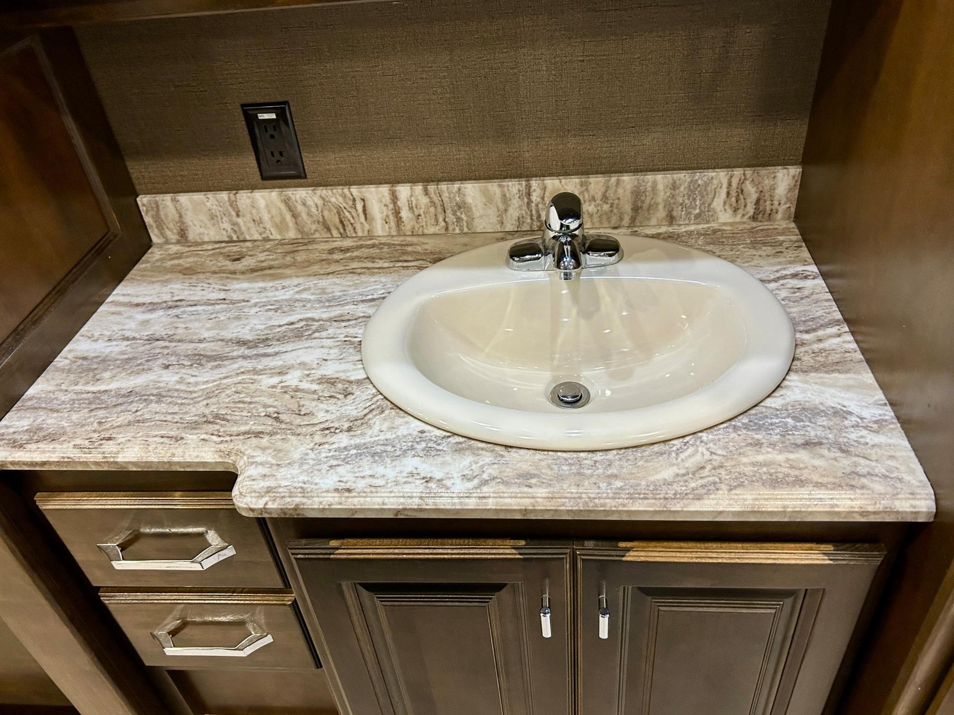 2019 Allegro 2019 Allegro Open Road - thumbnail 31