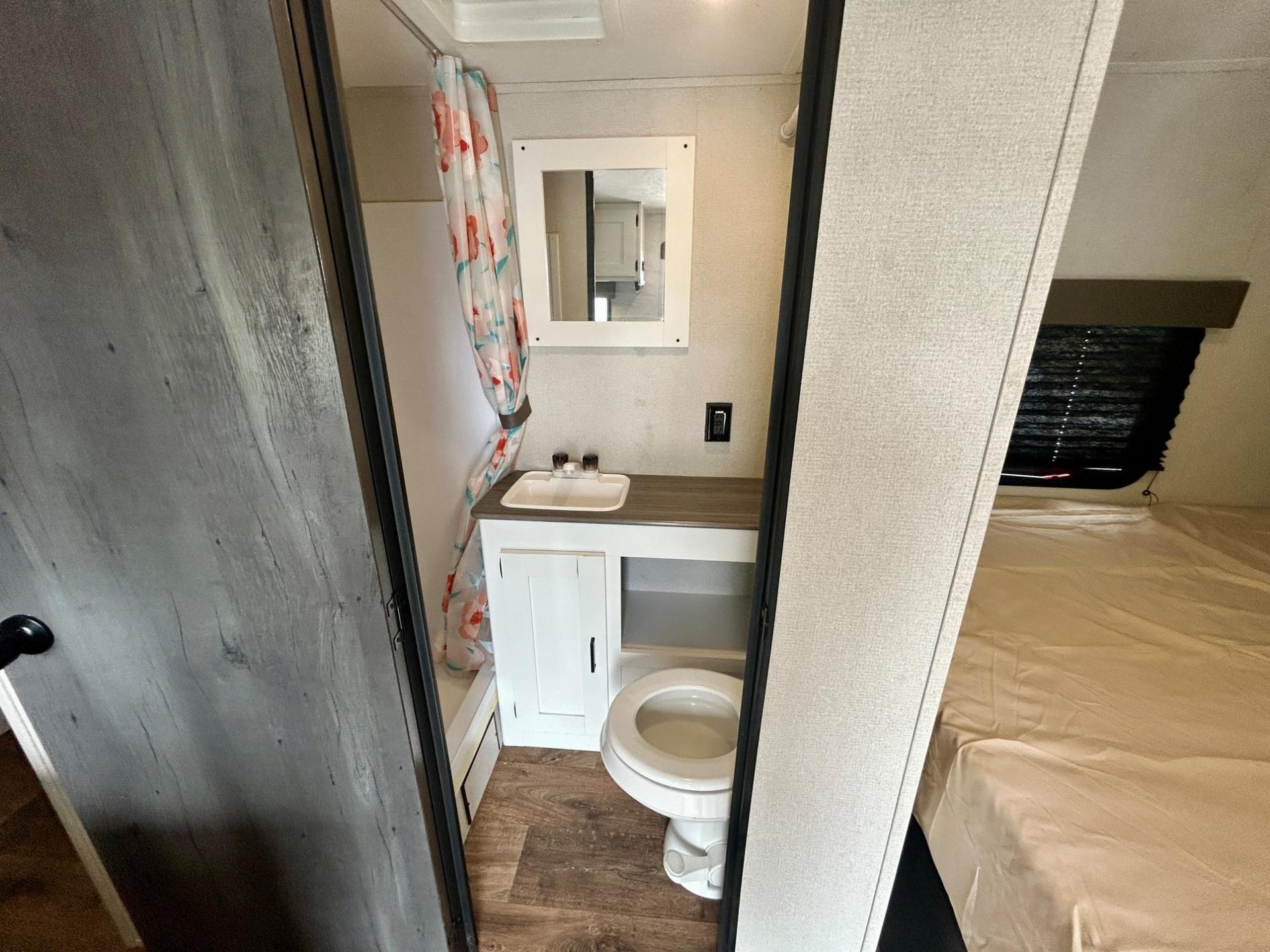 2021 Keystone RV 2021 Keystone RV Hideout - thumbnail 19