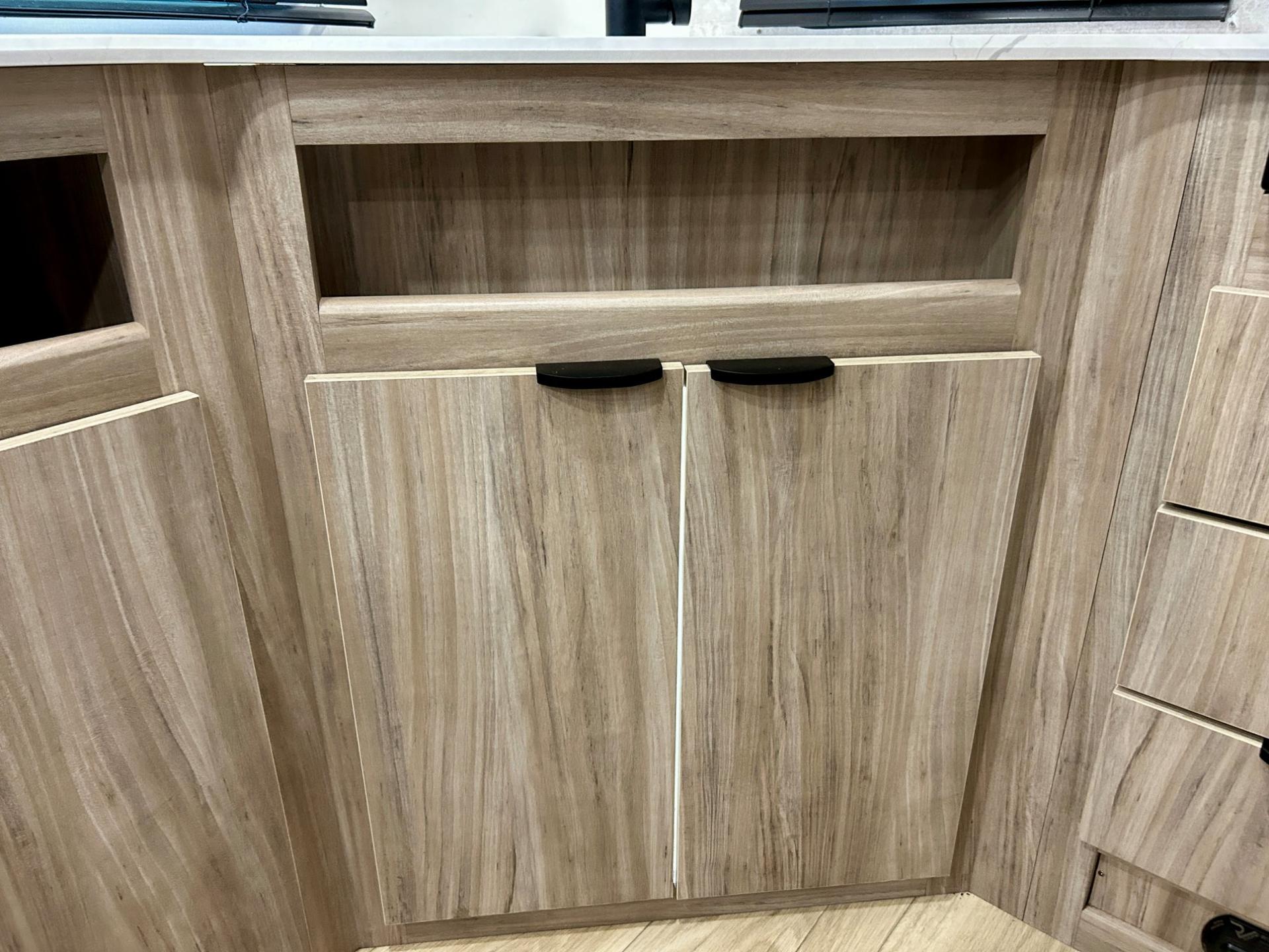 2025 Winnebago 2025 Winnebago Access - thumbnail 20
