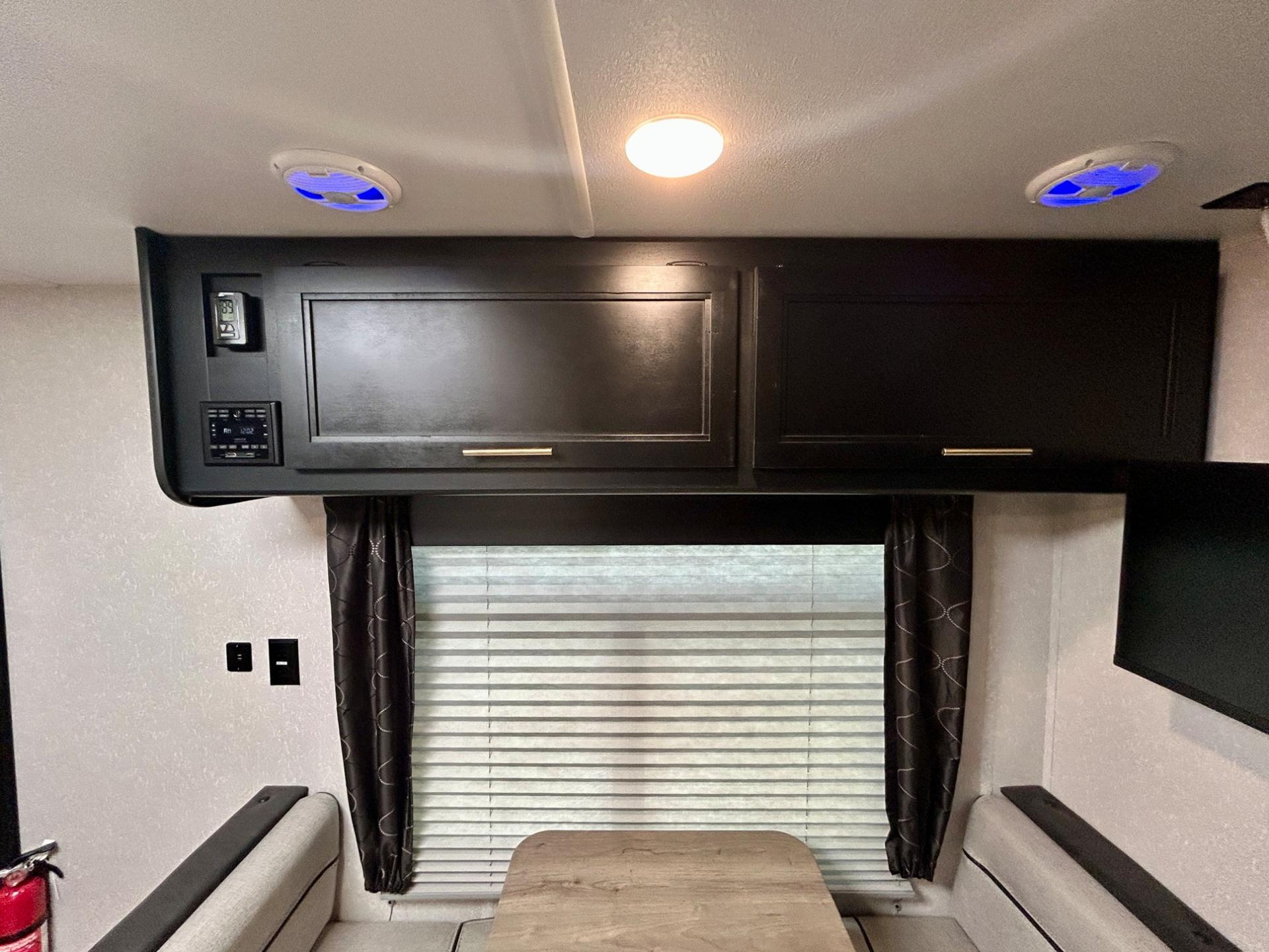 2021 Cherokee 2021 Cherokee Grey Wolf Black Label - thumbnail 10