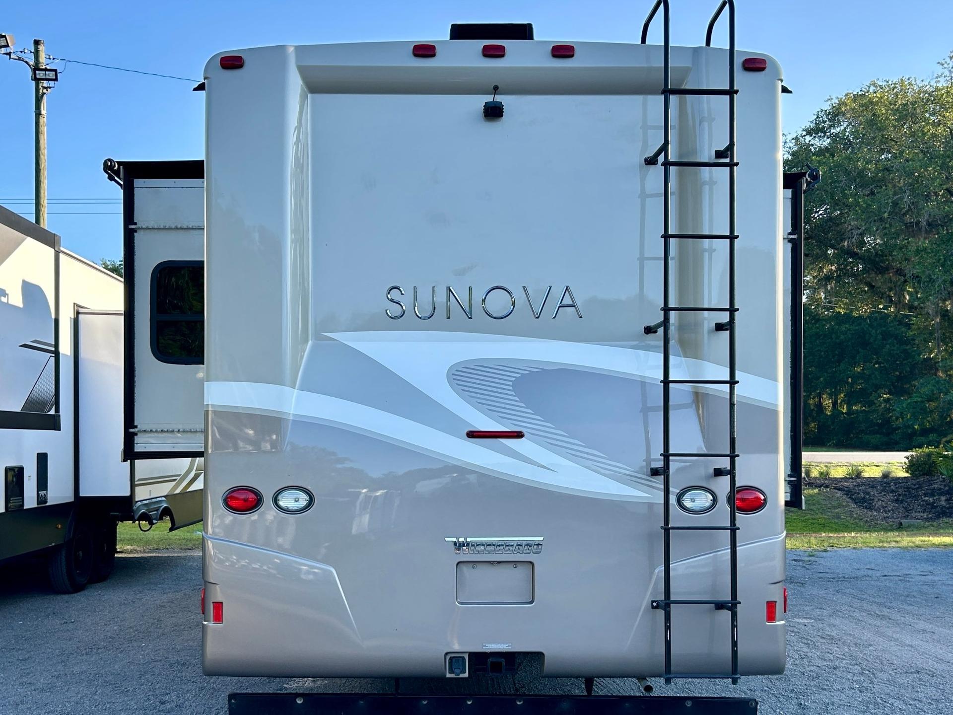 2018 Winnebago 2018 Winnebago Sunova - thumbnail 66