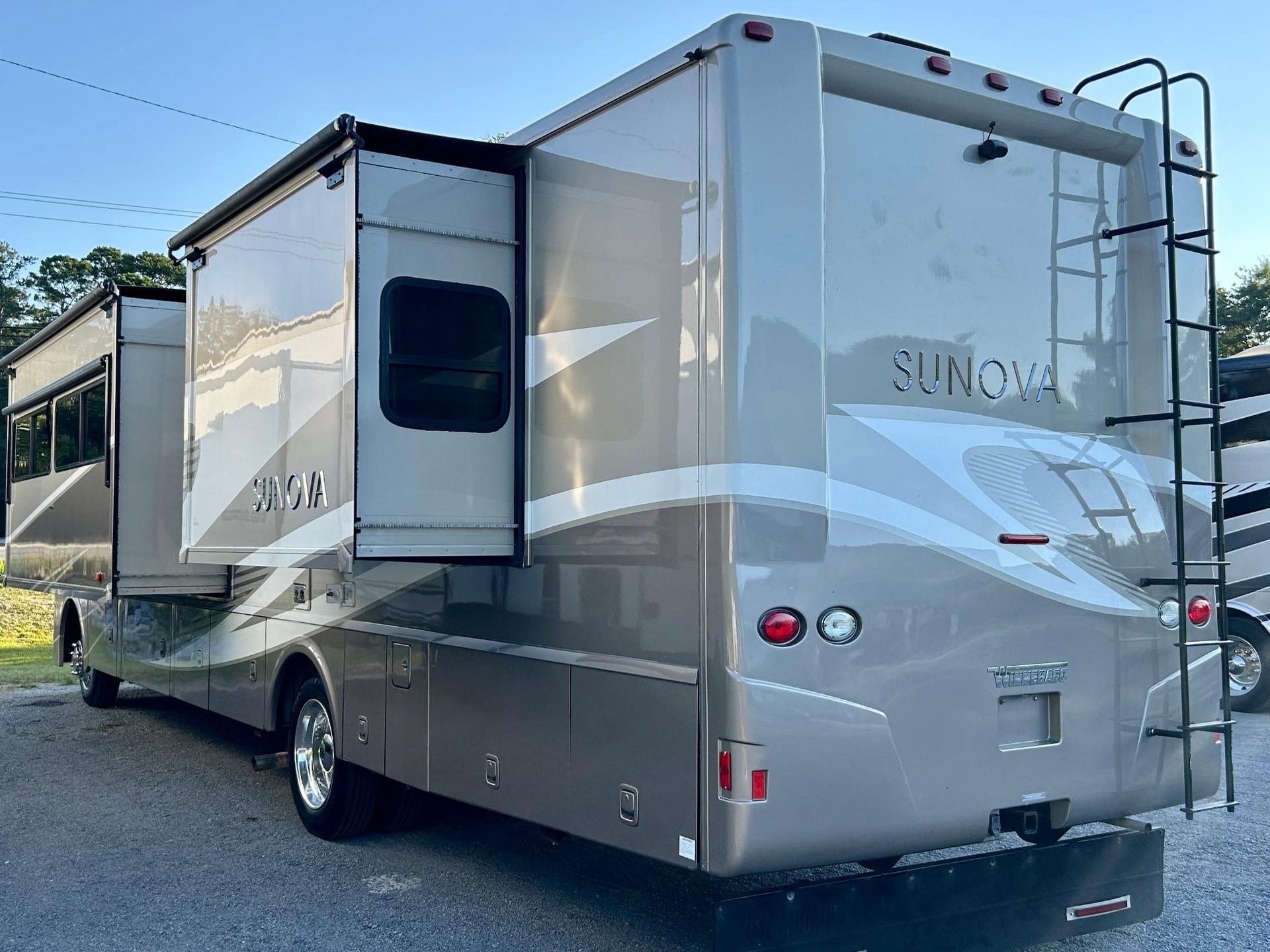 2018 Winnebago 2018 Winnebago Sunova - thumbnail 67