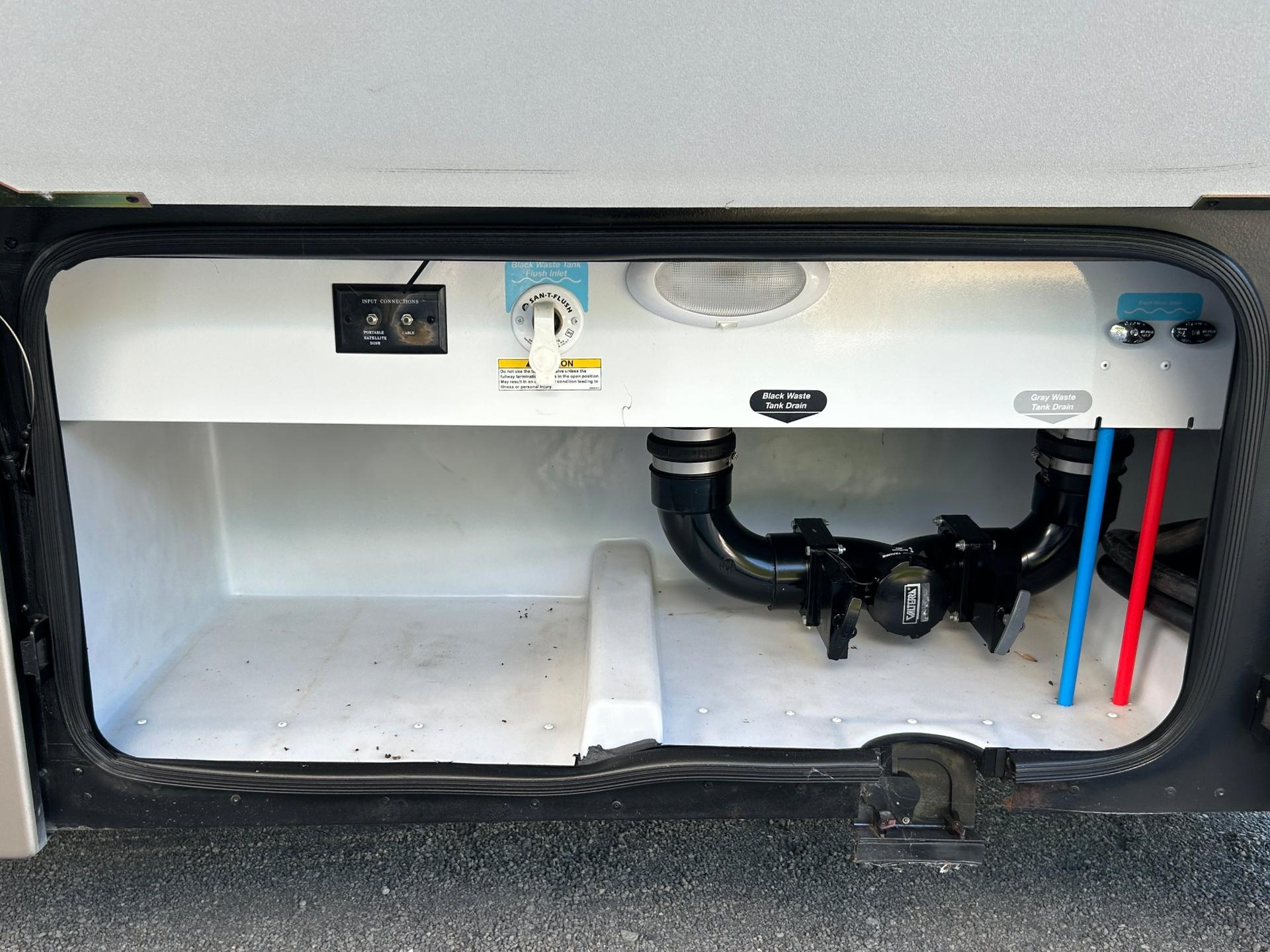 2018 Winnebago 2018 Winnebago Sunova - thumbnail 55
