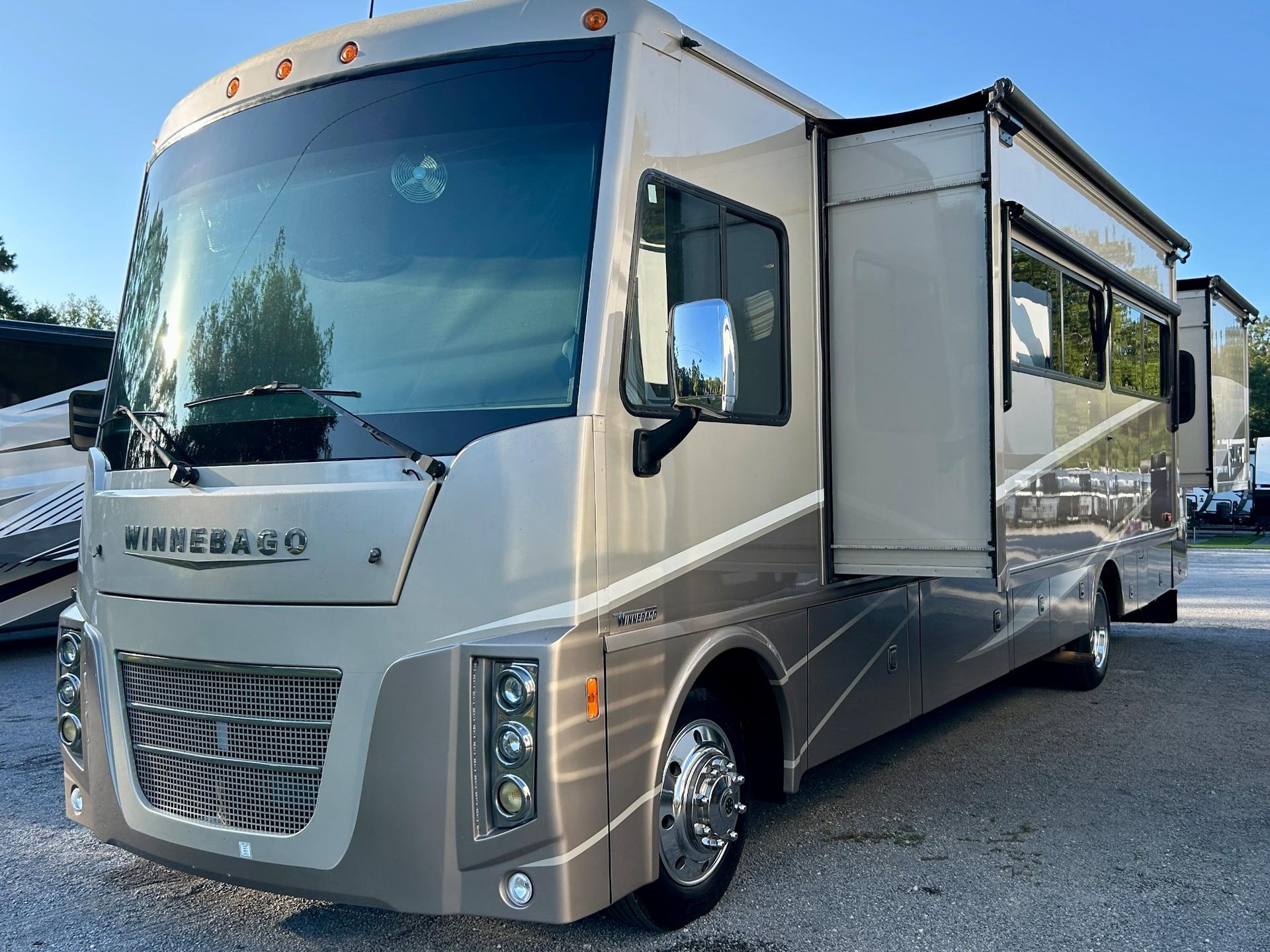 2018 Winnebago 2018 Winnebago Sunova - thumbnail 64