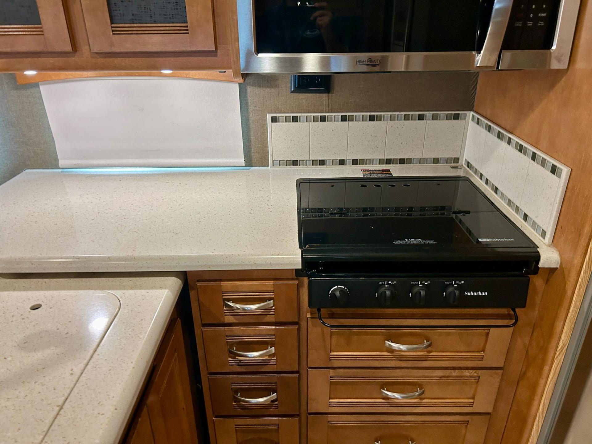 2018 Winnebago 2018 Winnebago Sunova - thumbnail 18