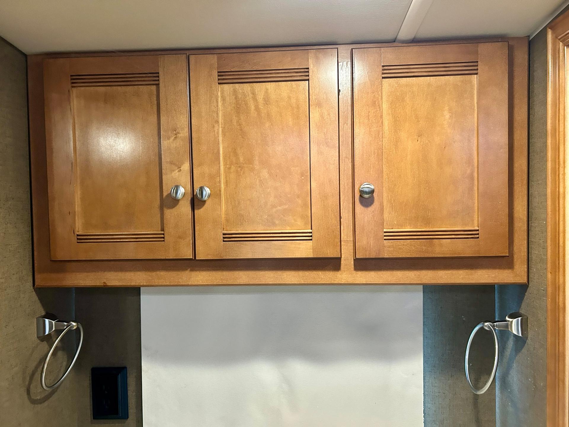 2018 Winnebago 2018 Winnebago Sunova - thumbnail 35
