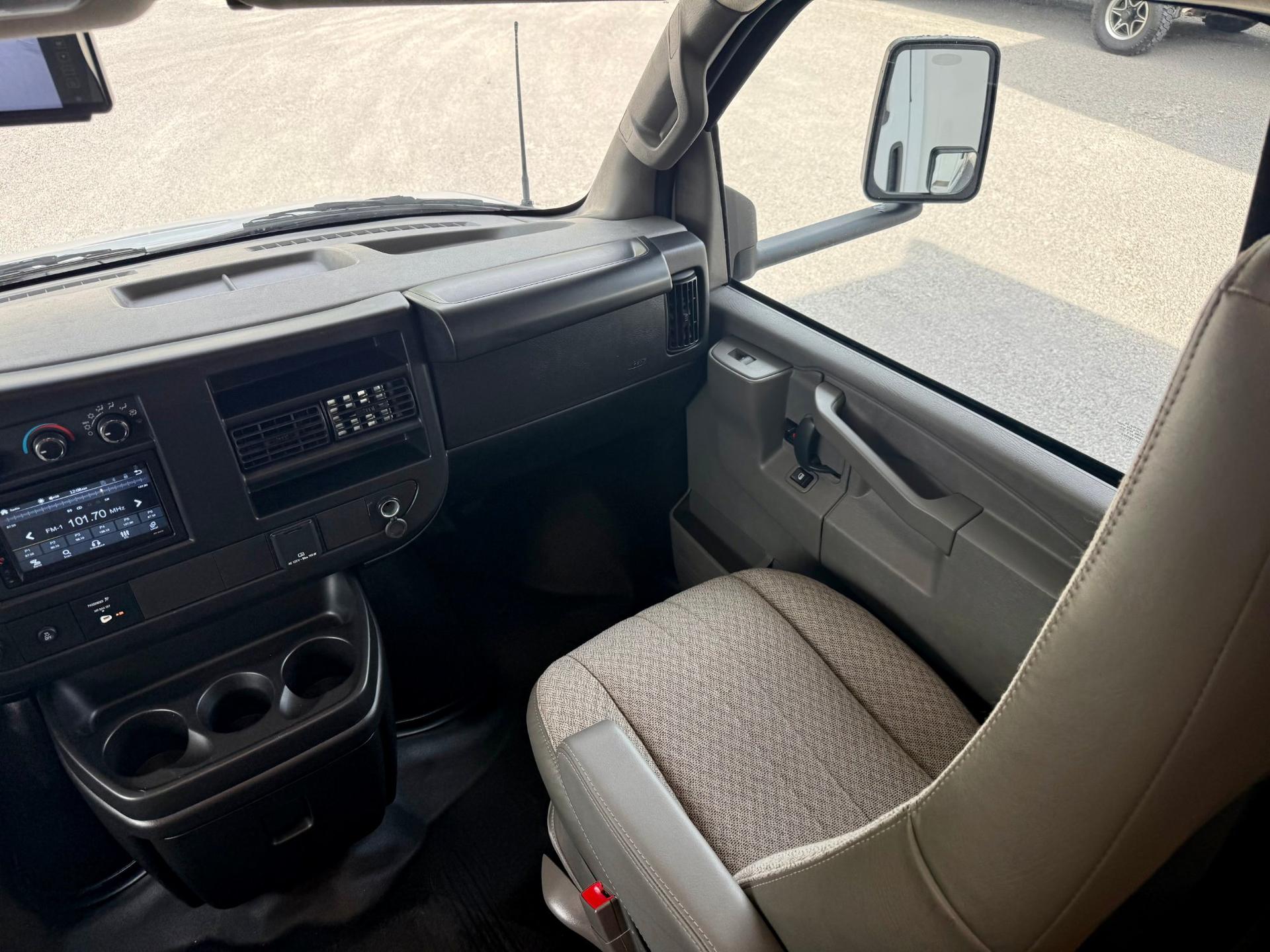 2024 Coachmen 2024 Coachmen Freelander - thumbnail 33
