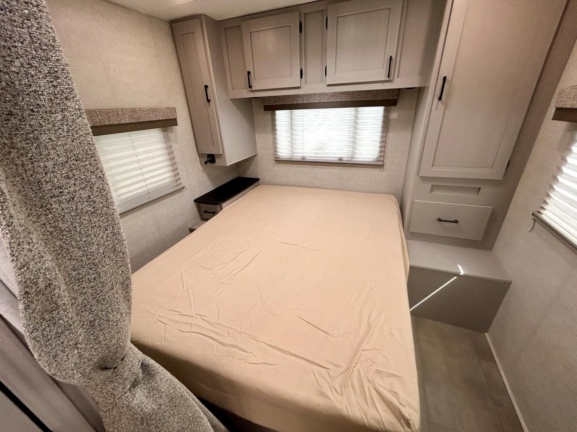 2024 Coachmen 2024 Coachmen Freelander - thumbnail 23