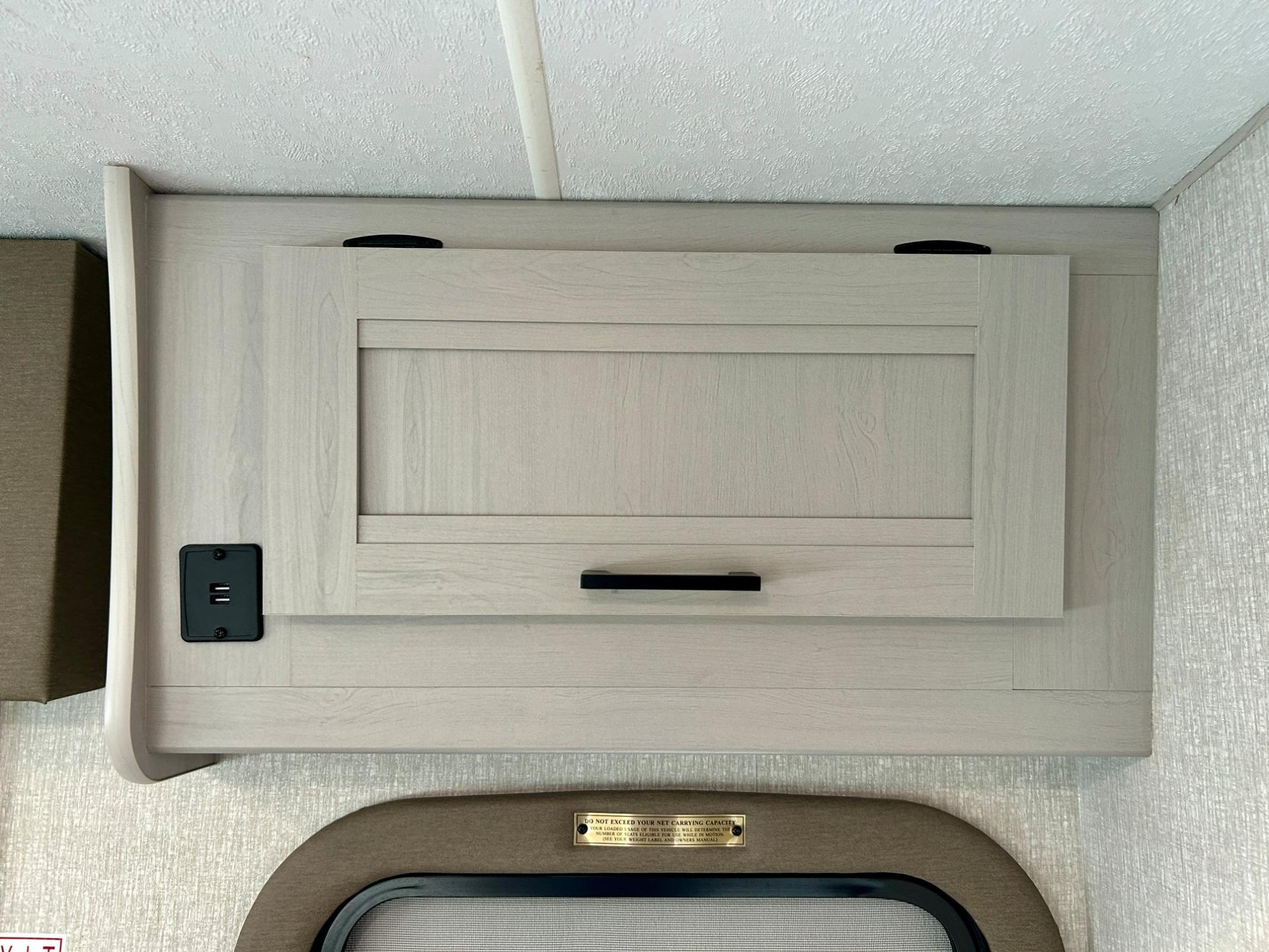 2024 Coachmen 2024 Coachmen Freelander - thumbnail 28