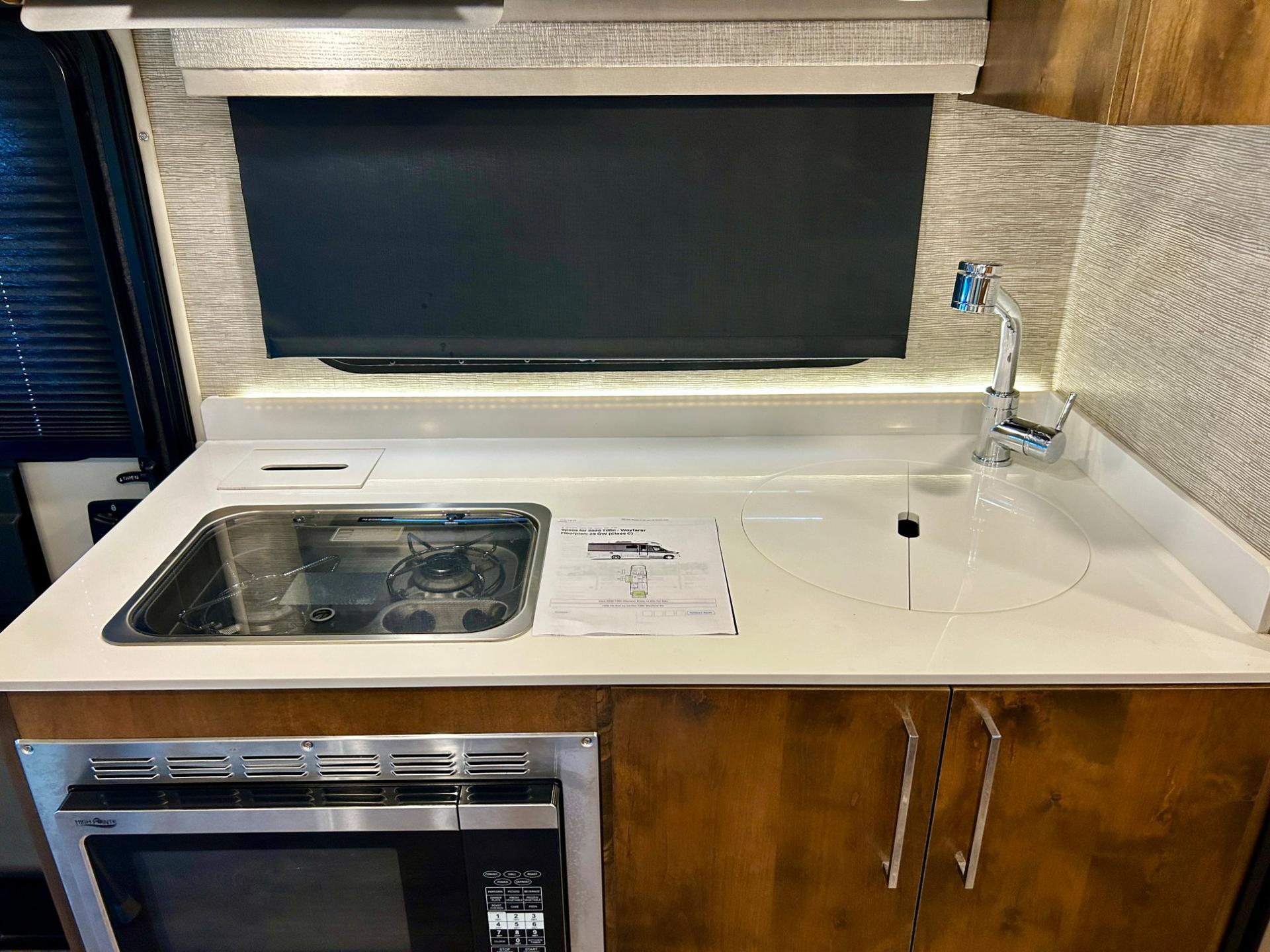 2020 Tiffin Motorhomes 2020 Tiffin Motorhomes Wayfarer - thumbnail 11