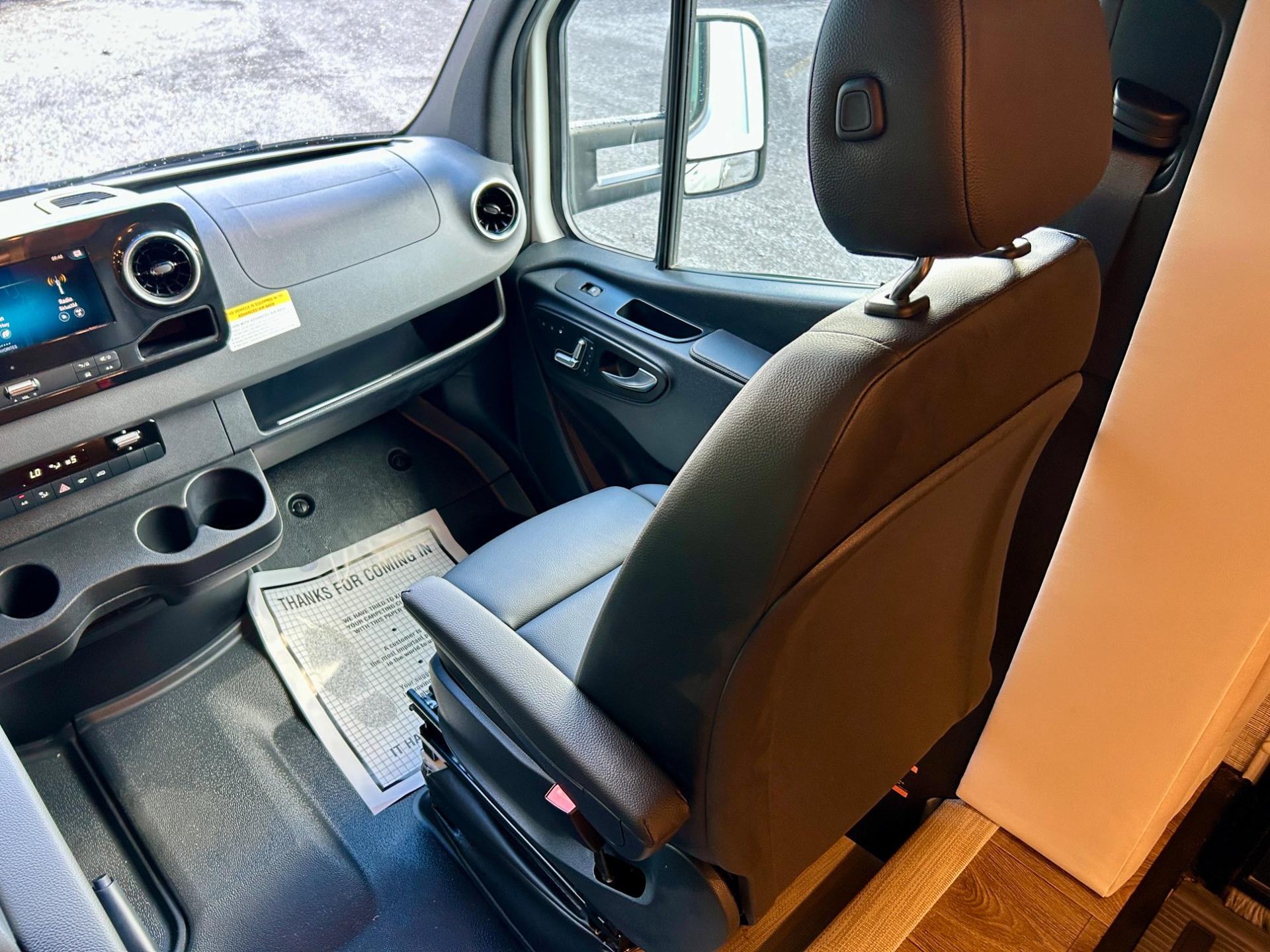 2020 Tiffin Motorhomes 2020 Tiffin Motorhomes Wayfarer - thumbnail 31