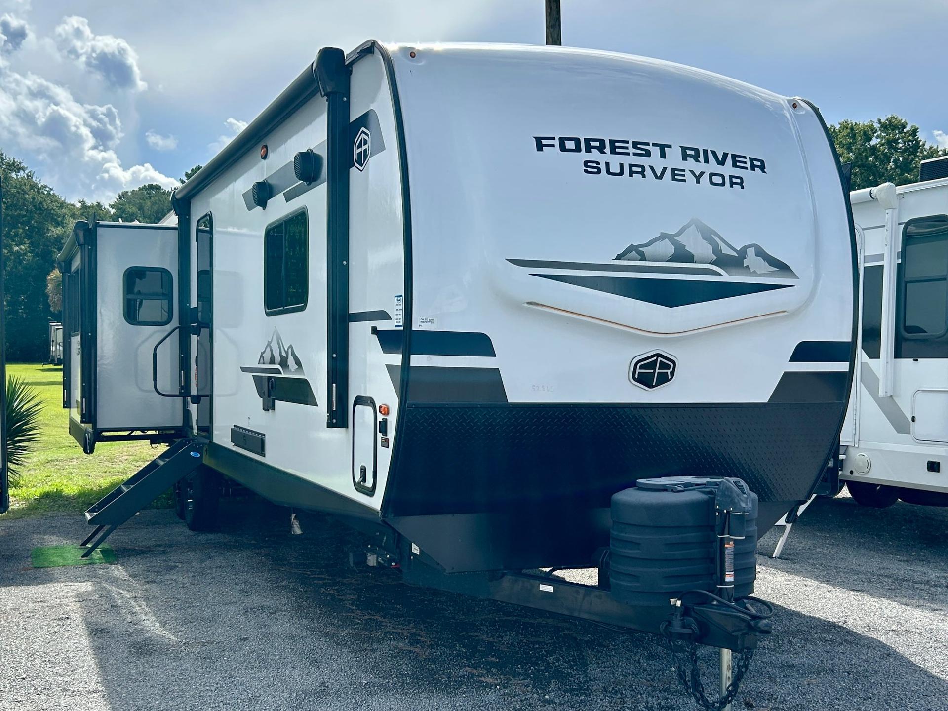 2026 Forest River Grand Surveyor 305RLBS