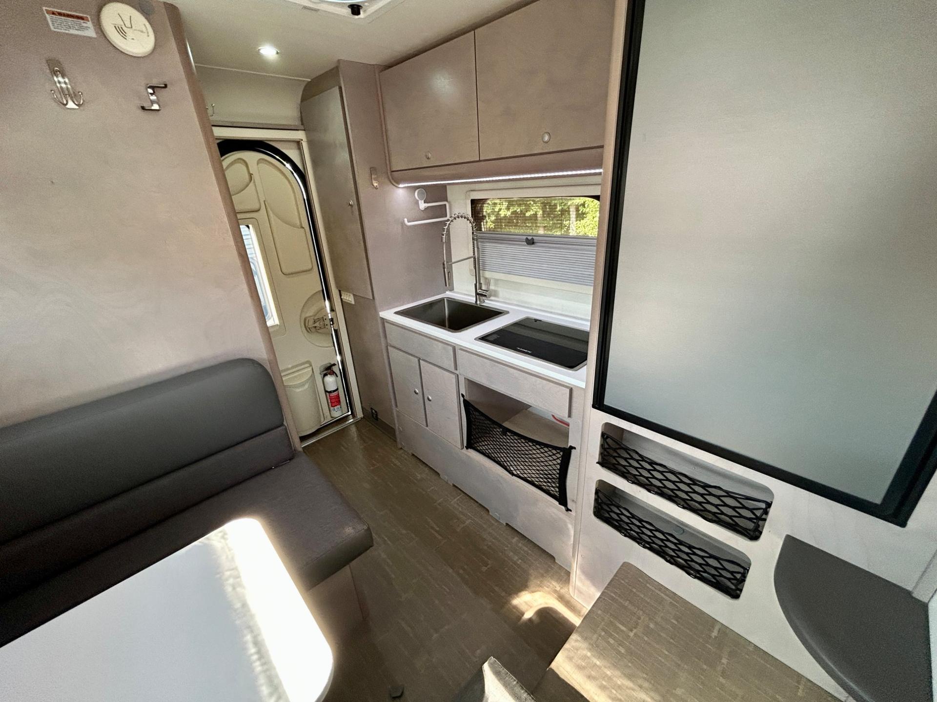 2022 nuCamp 2022 nuCamp Cirrus - thumbnail 4