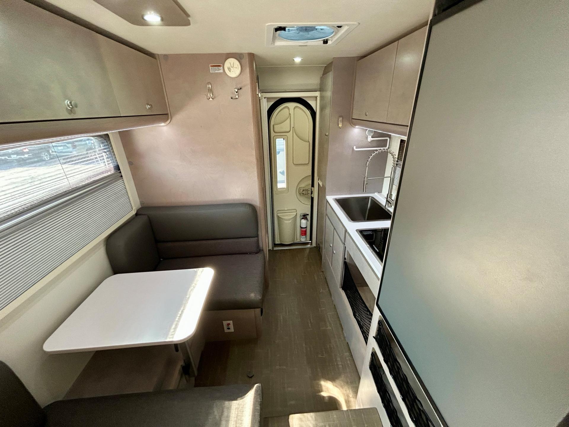 2022 nuCamp 2022 nuCamp Cirrus - thumbnail 5