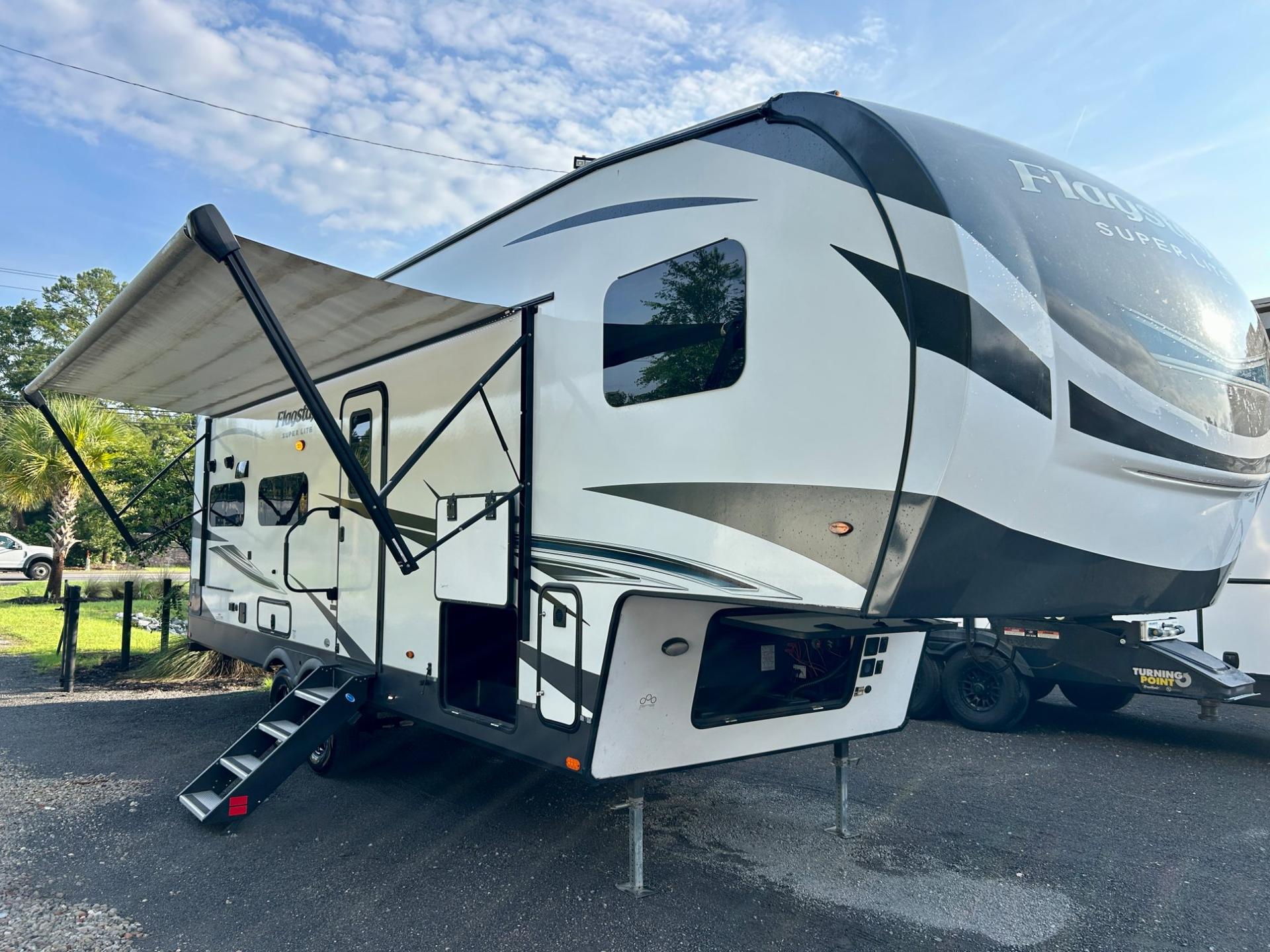 2021 Forest River Flagstaff Super Lite 528RKS
