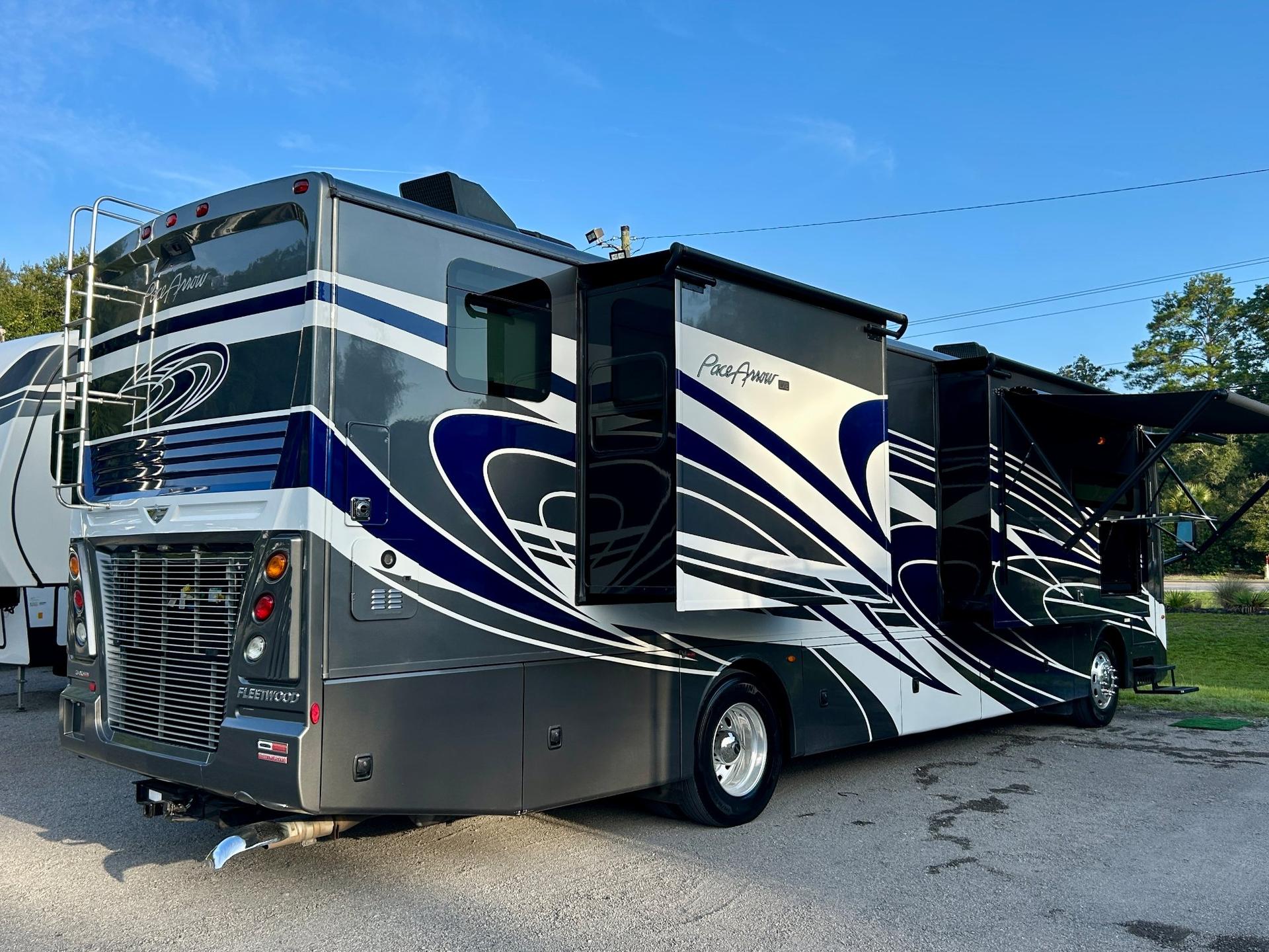 2020 Fleetwood 2020 Fleetwood Pace Arrow - thumbnail 62