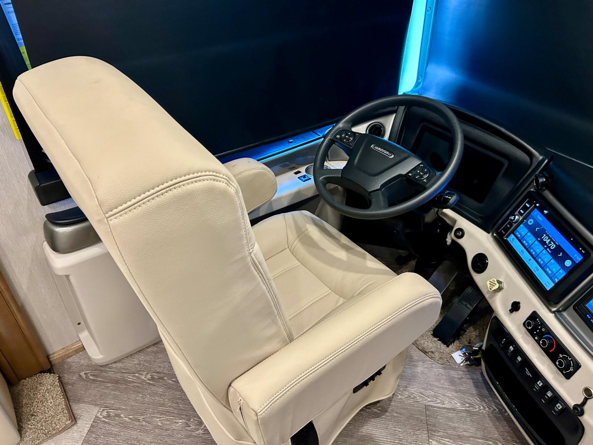 2020 Fleetwood 2020 Fleetwood Pace Arrow - thumbnail 42