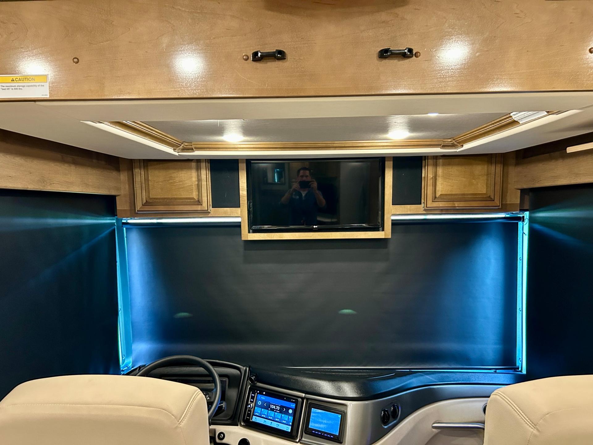 2020 Fleetwood 2020 Fleetwood Pace Arrow - thumbnail 45