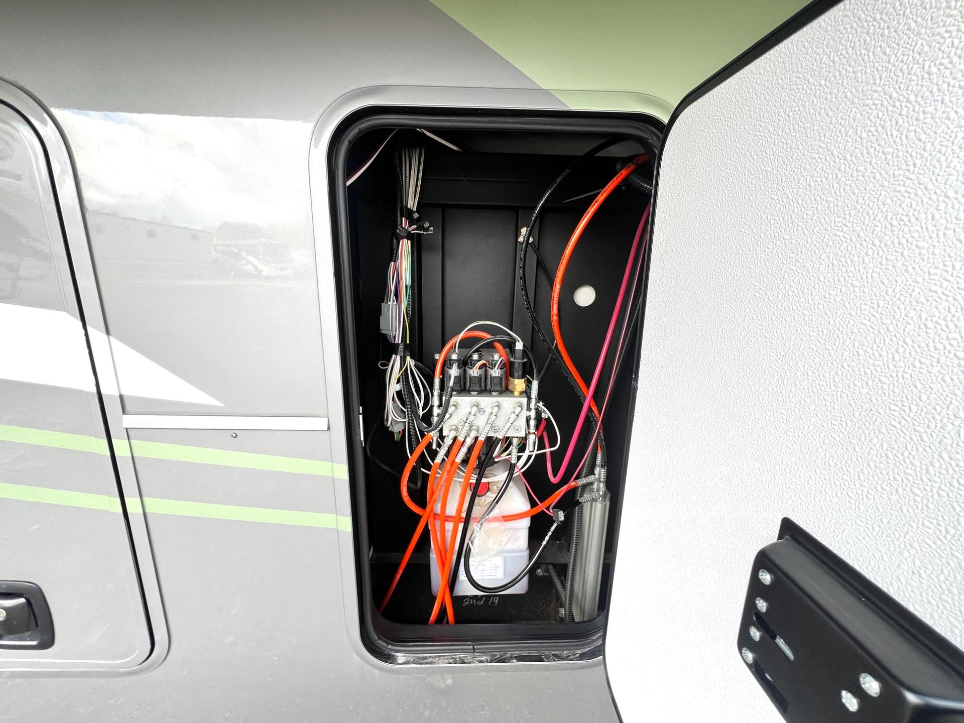 2025 CrossRoads 2025 CrossRoads Redwood - thumbnail 11