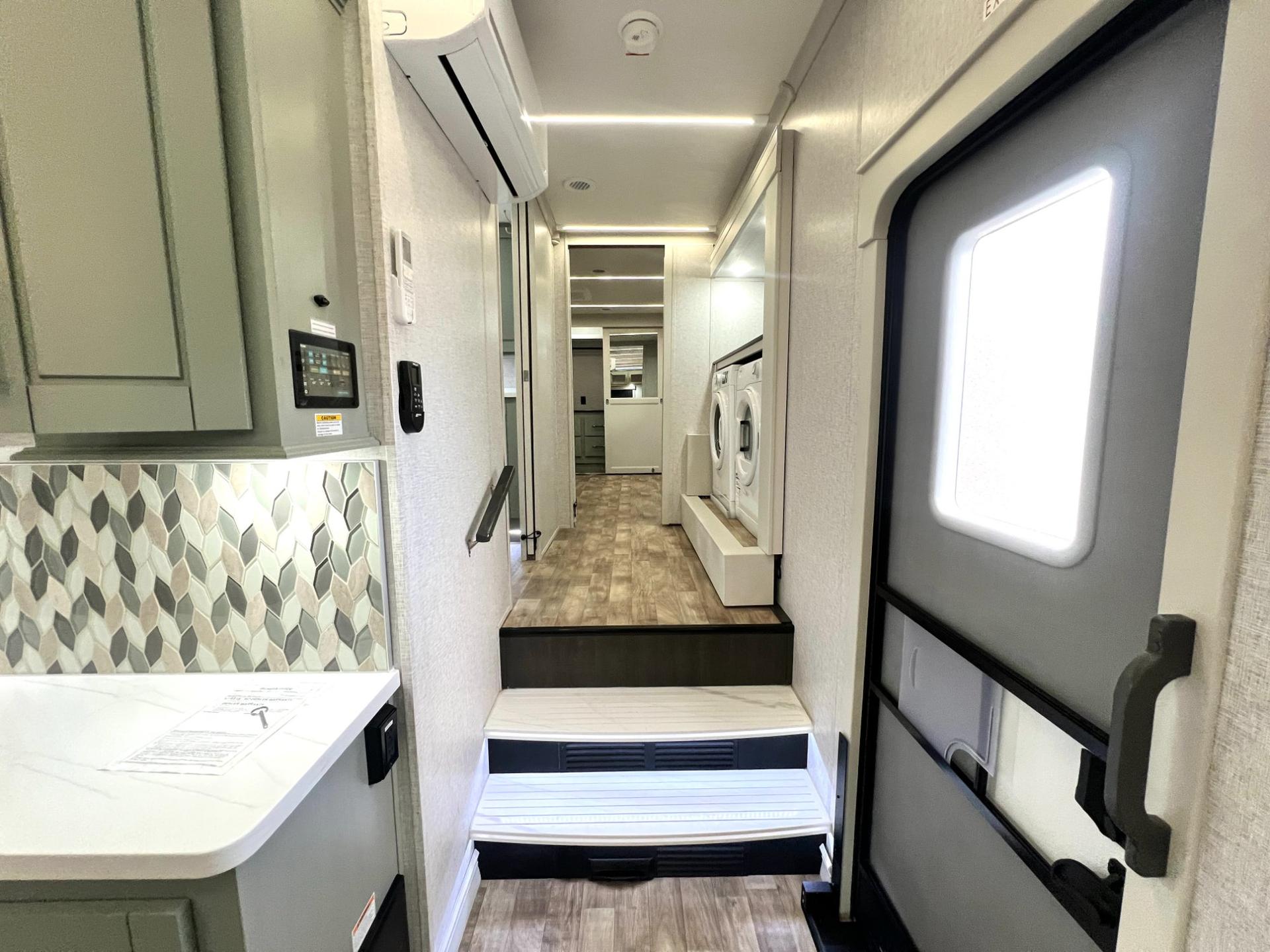 2025 CrossRoads 2025 CrossRoads Redwood - thumbnail 41