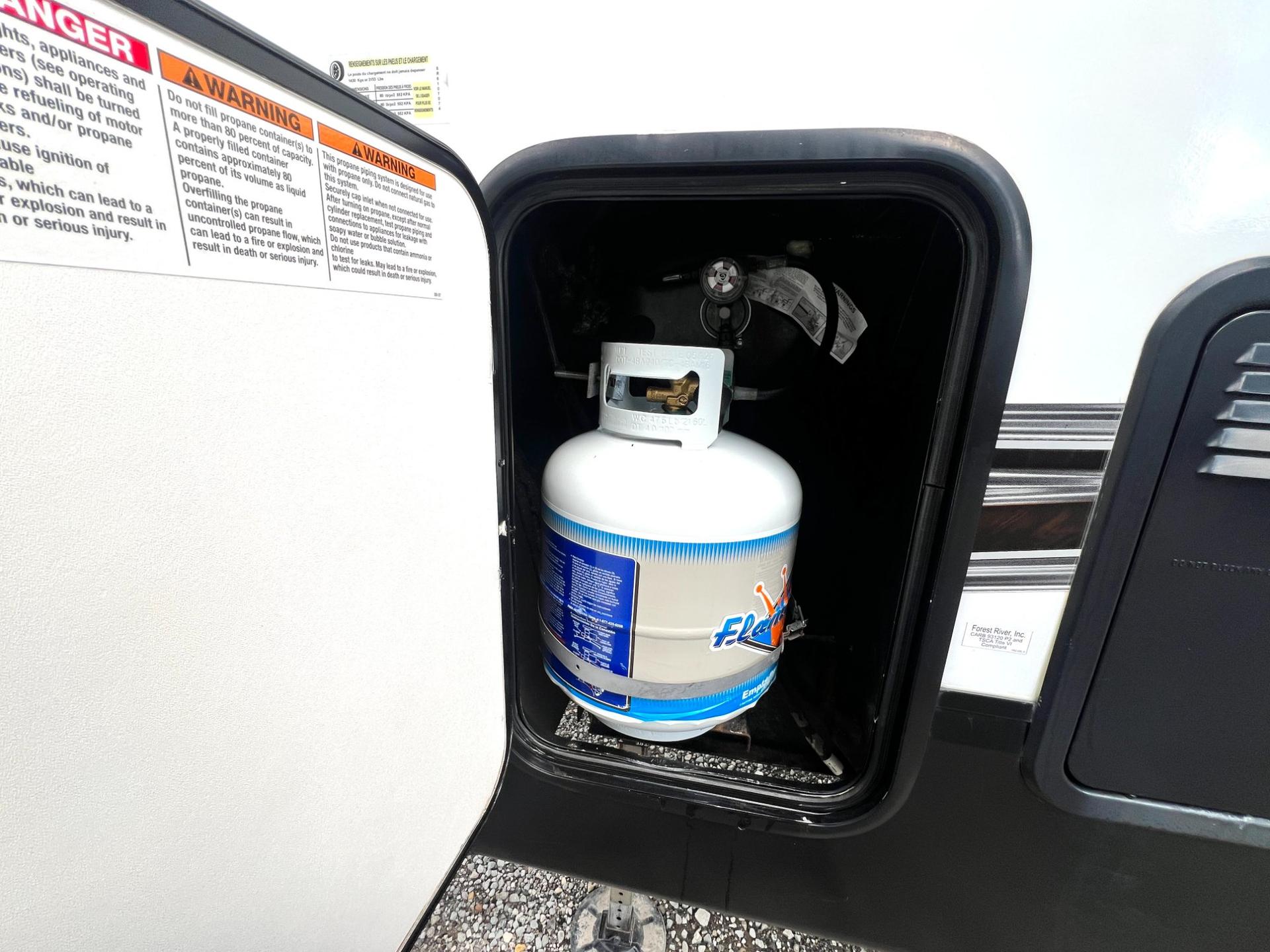 2021 Forest River 2021 Forest River Sabre - thumbnail 12